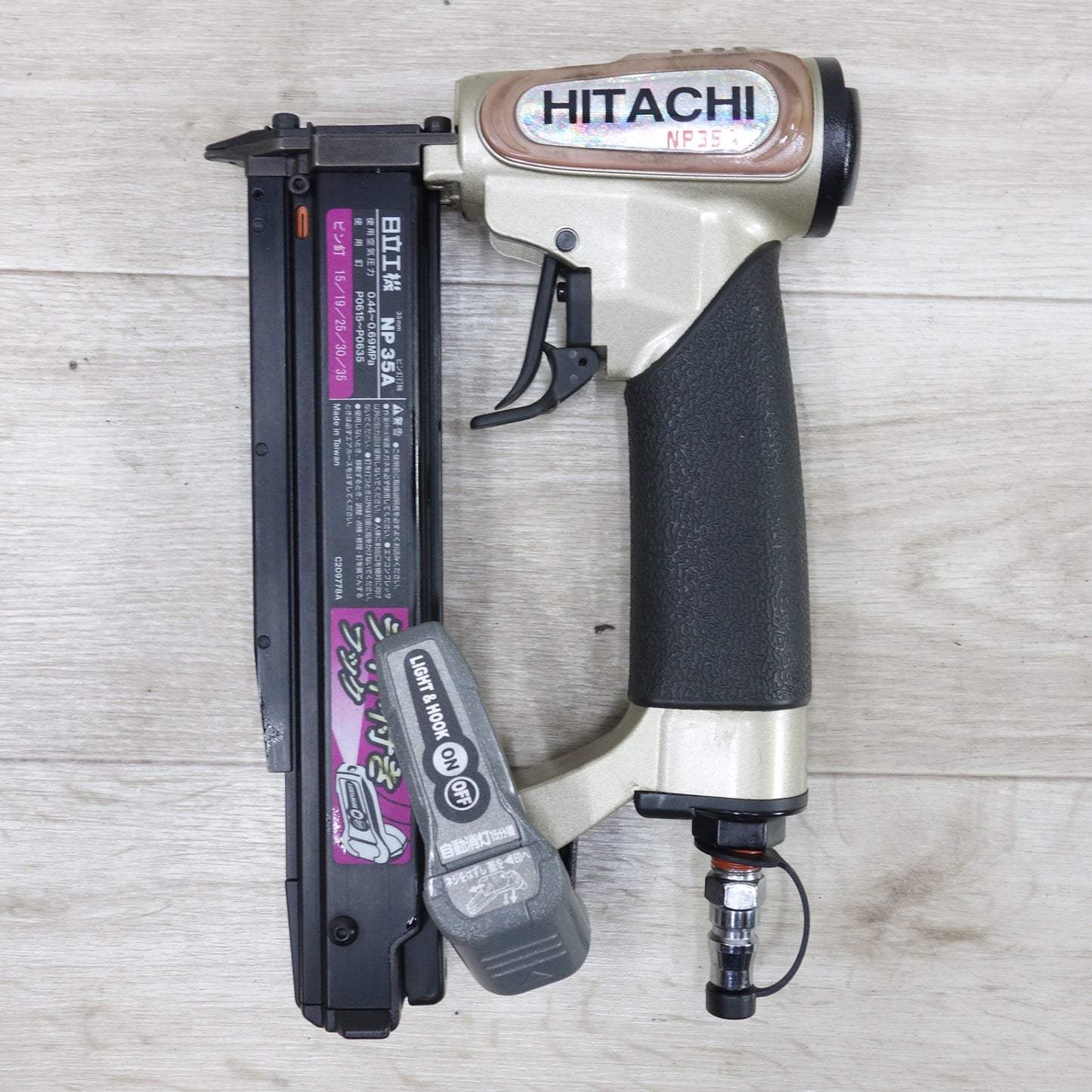 [送料無料] ◆日立 35mm 常圧 ピン 釘打機 NP35A エアー ツール 工具 ピン 釘打ち機 HITACHI◆