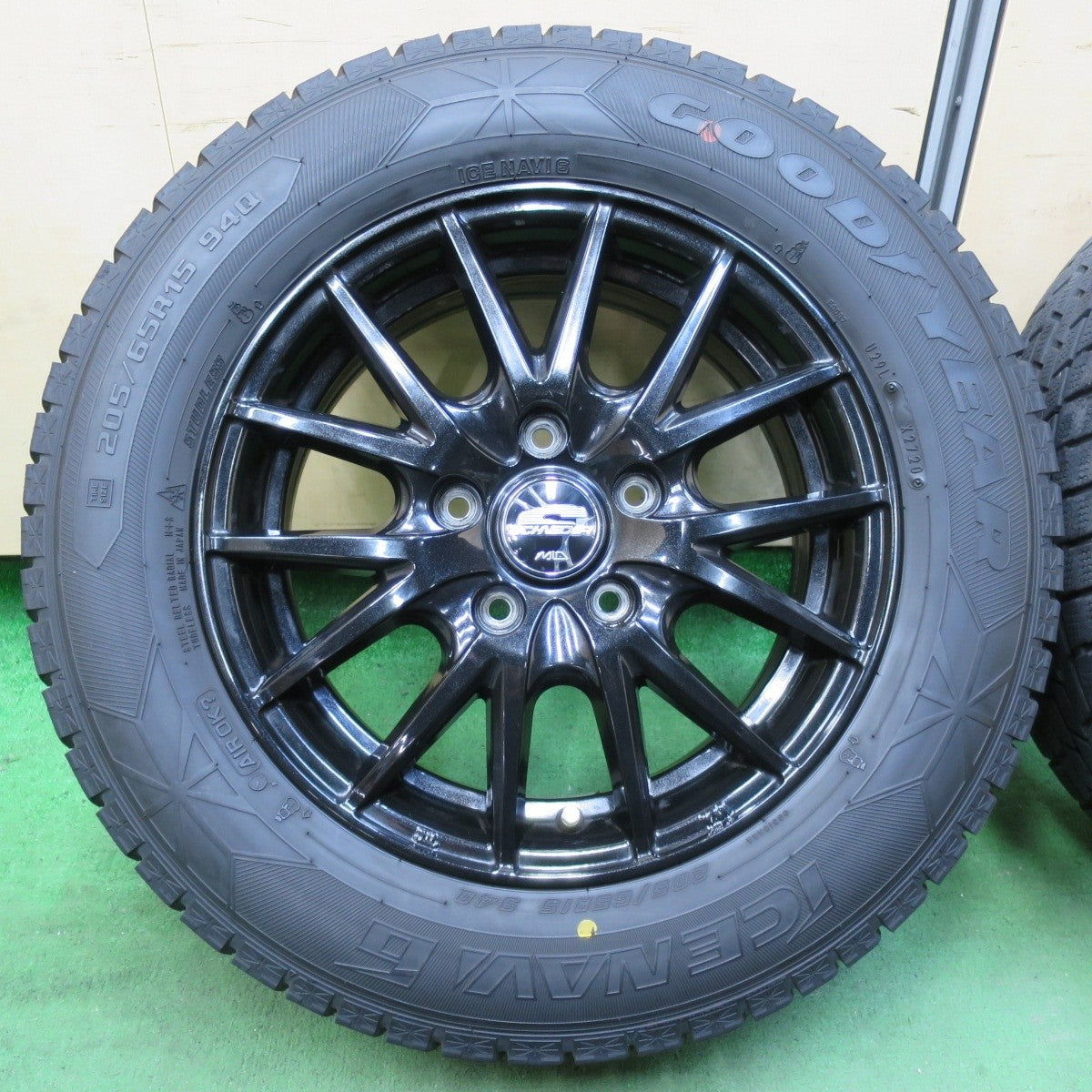 4本価格★スタッドレス 205/65R15 グッドイヤー アイスナビ6 SCHNEIDER MiD シュナイダー 15インチ PCD114.3/5H★5012102イス