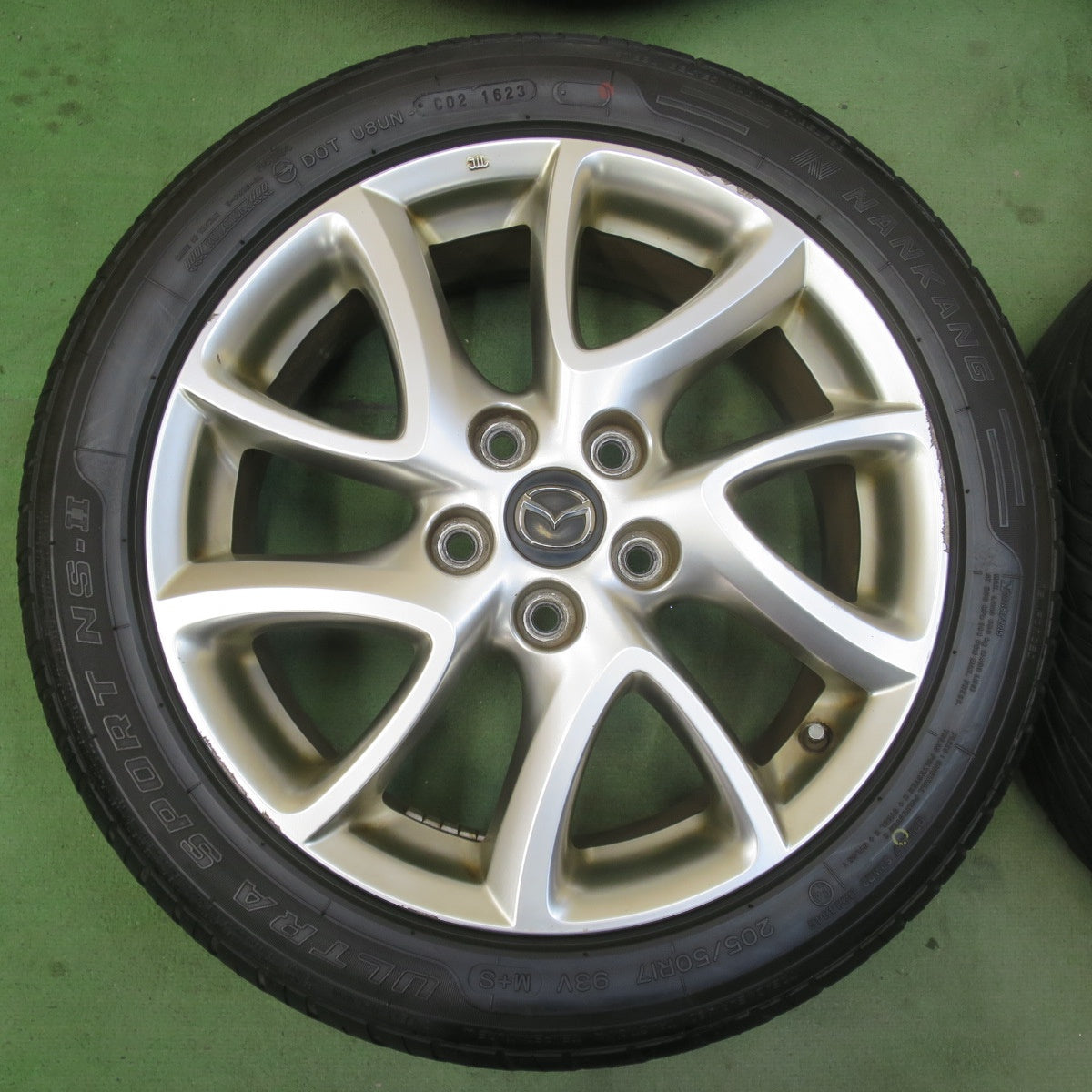 バリ溝！23年！9.5分★マツダ アクセラ プレマシー 等 純正 205/50R17 ナンカン ウルトラ スポーツ NS-2 17インチ PCD114.3/5H★6032411イノ