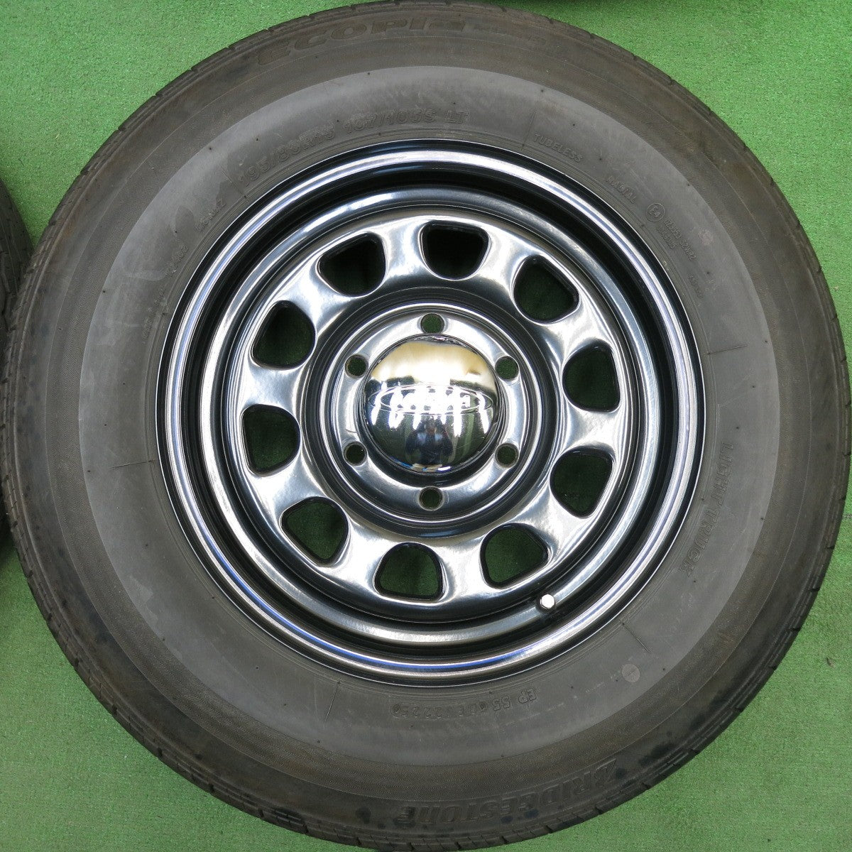 バリ溝！25年！キレイ！9.5分★DAYTONA 195/80R15 107/105S ブリヂストン エコピア RD613 デイトナ 15インチ PCD139.7/6H★6050303HAノ