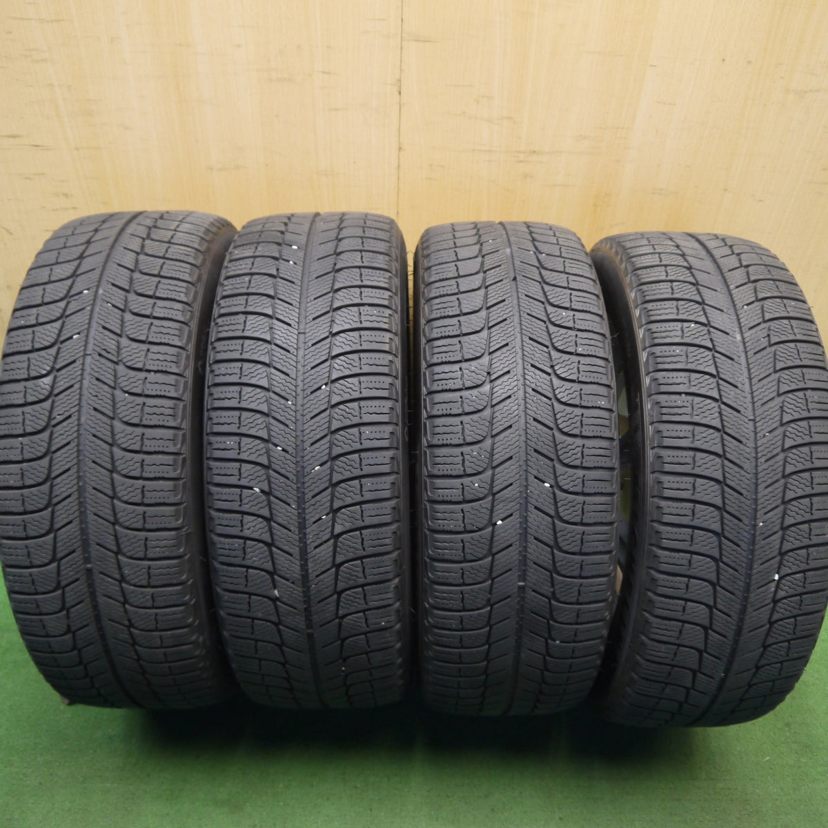 キレイ◎スタッドレス 205/55R16 ミシュラン X-ICE3+ JOKER ジョーカー 16インチ PCD114.3/5H◎6091101Hス