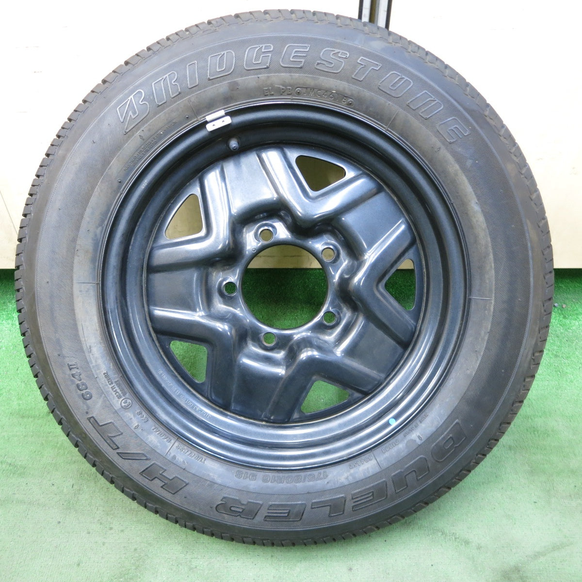 新車外し！1本★スズキ ジムニー 純正 スチール 175/80R16 ブリヂストン デューラー H/T 684Ⅱ 16インチ スペア PCD139.7/5H★5090302ナノ