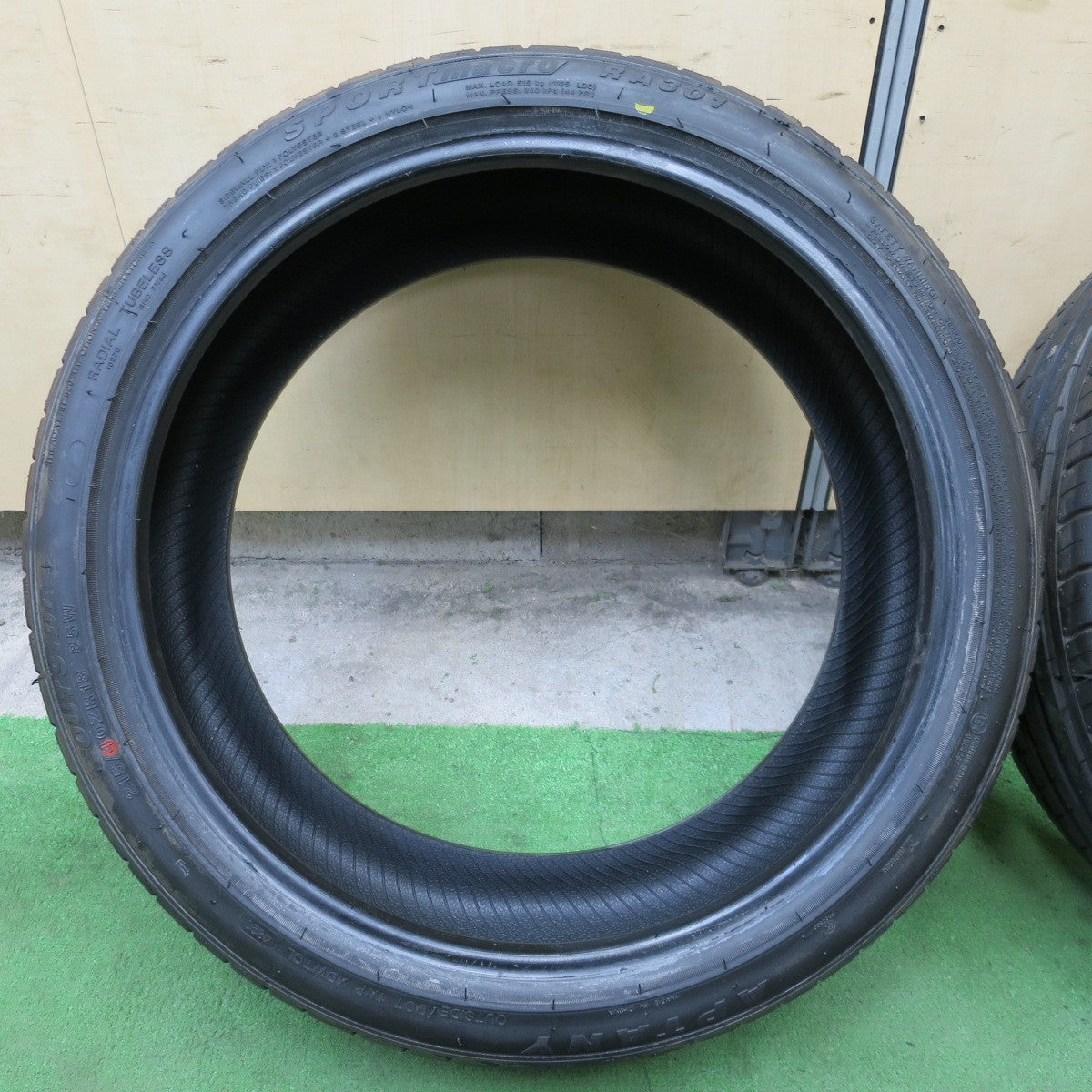 未使用！23年★215/40R18 アプタニー SPORT macro RA301 APTANY タイヤ 18インチ プリウス 86 BRZ 等★6051602NGノタ