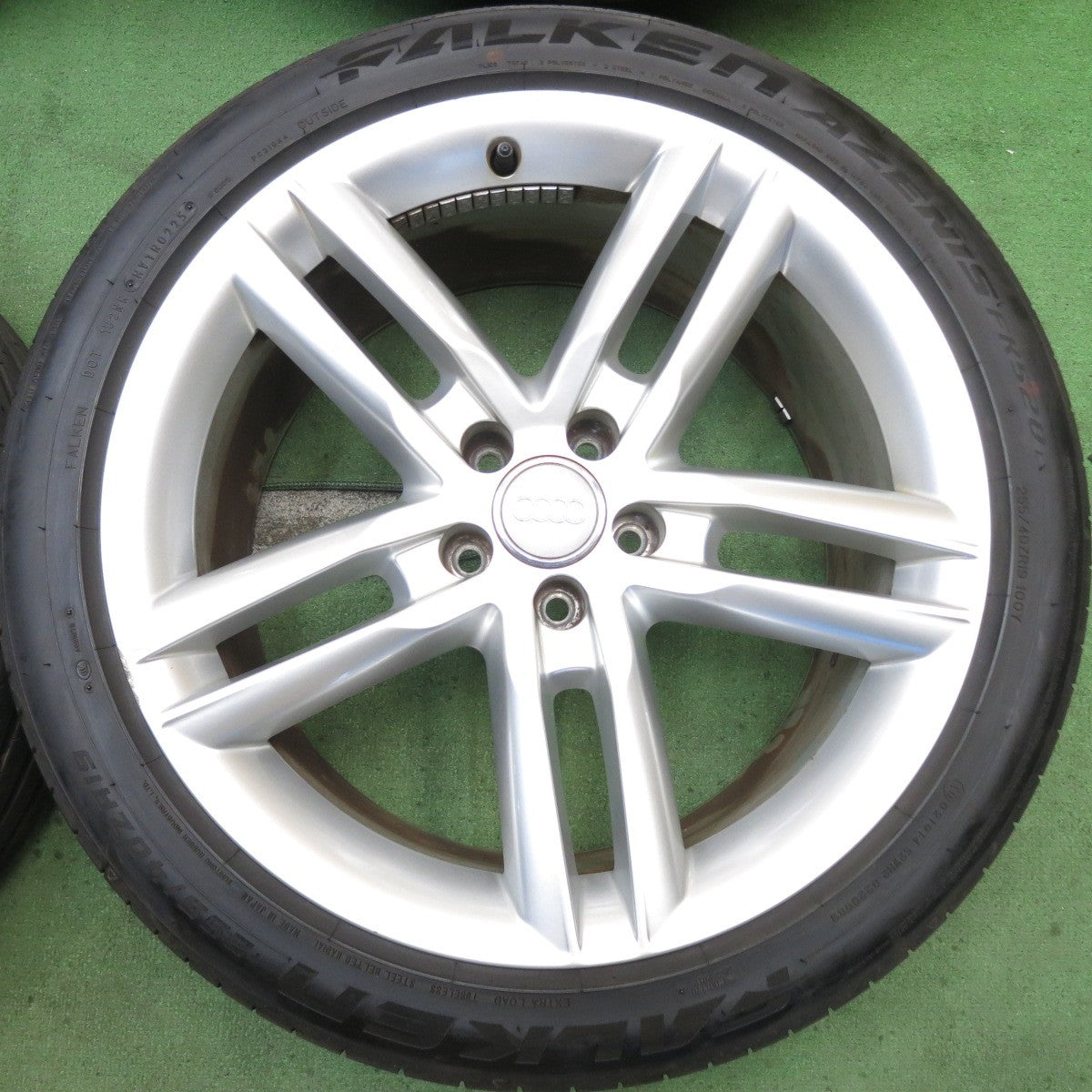 バリ溝！25年！9.5分◎アウディ A6 純正 255/40R19 ファルケン アゼニス FK510 FK520 19インチ PCD112/5H◎6082714HAノ