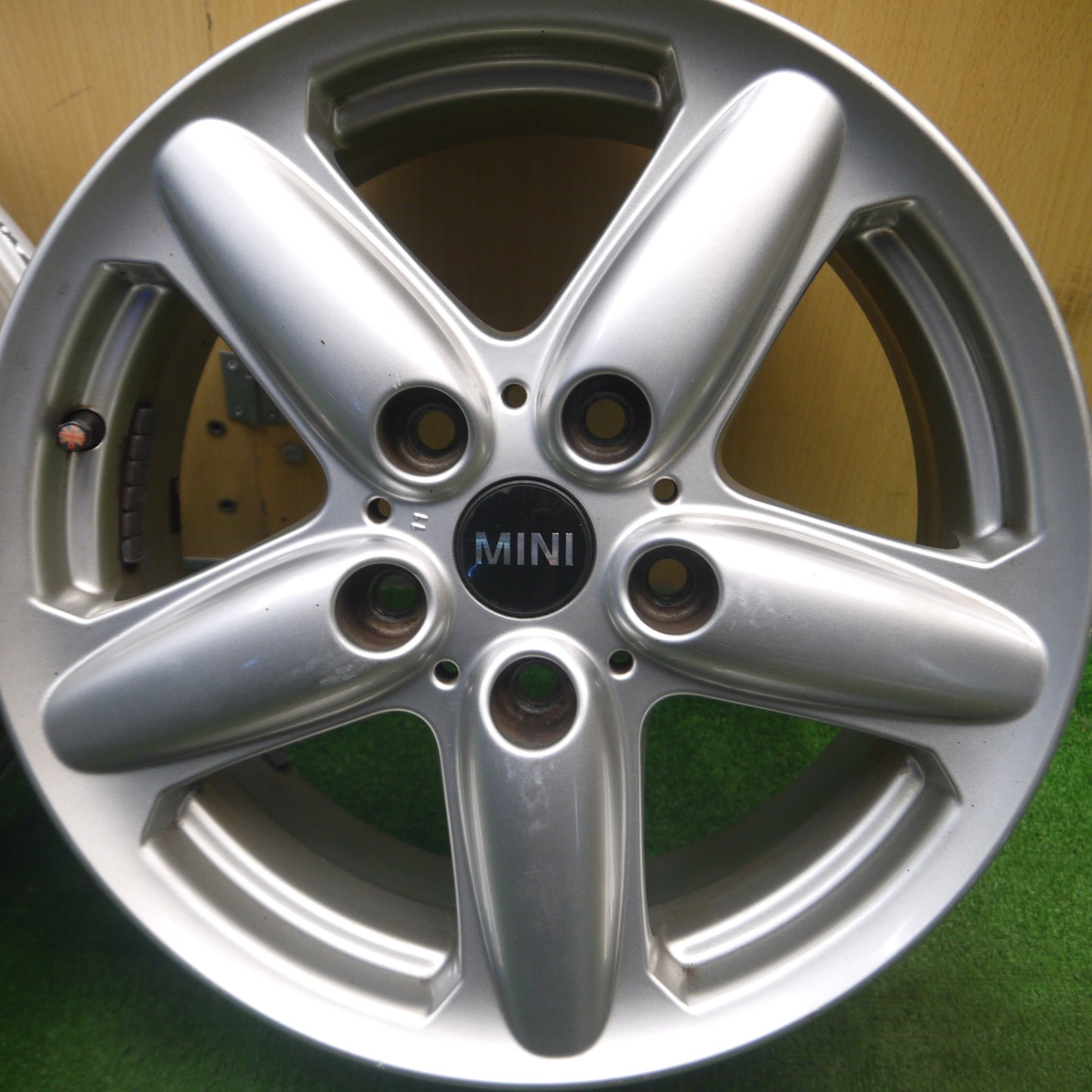 [送料無料] 4本価格★MINI ミニ クロスオーバー R60 純正 ホイール 16インチ 16×6.5J PCD120/5H★5021008Hホ