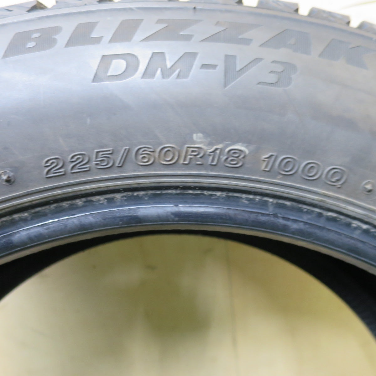 2本価格！23年★スタッドレス 225/60R18 ブリヂストン ブリザック DM-V3 タイヤ 18インチ レクサス NX ハリアー RAV4 等★6020902ナスタ
