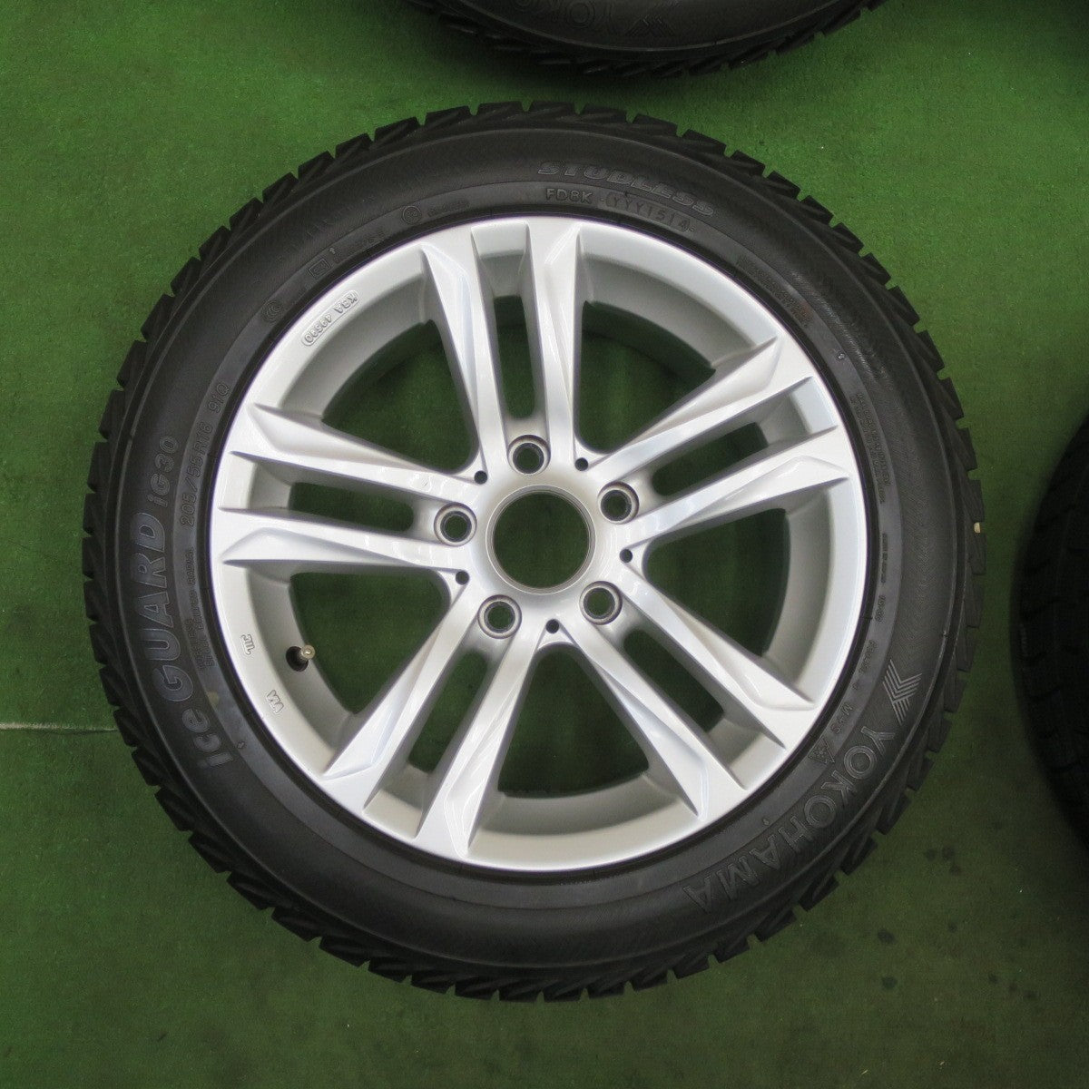 キレイ★BMW 等 MAK BIMMER 205/55R16 スタッドレス ヨコハマ アイスガード iG30 16インチ ビマー PCD120/5H★6022106TTス