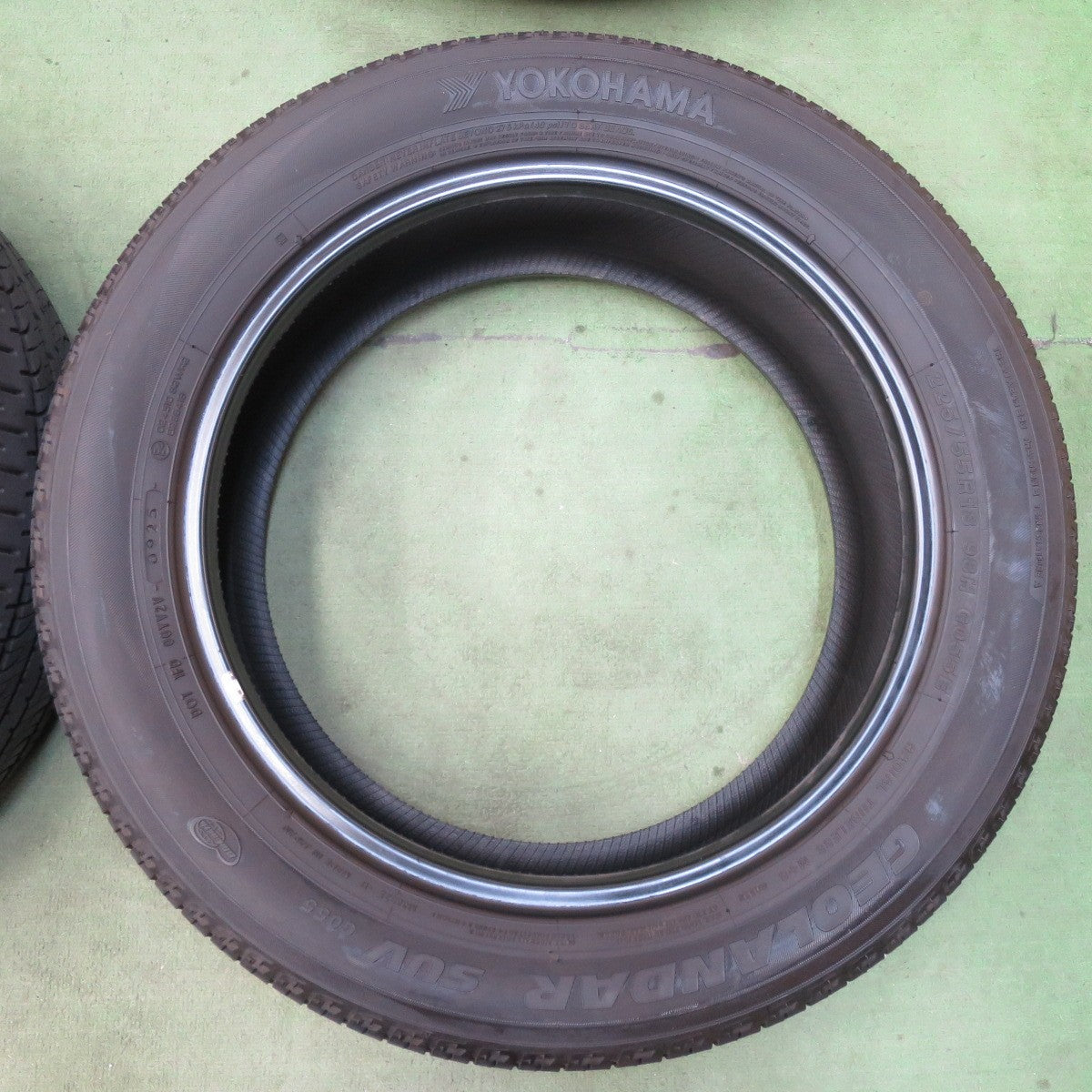 バリ溝！25年！9.5分★225/55R18 ヨコハマ ジオランダー SUV G055 G055E タイヤ 18インチ デリカ D:5 フォレスター ZR-V エクリプスクロス 等★5121002イノタ