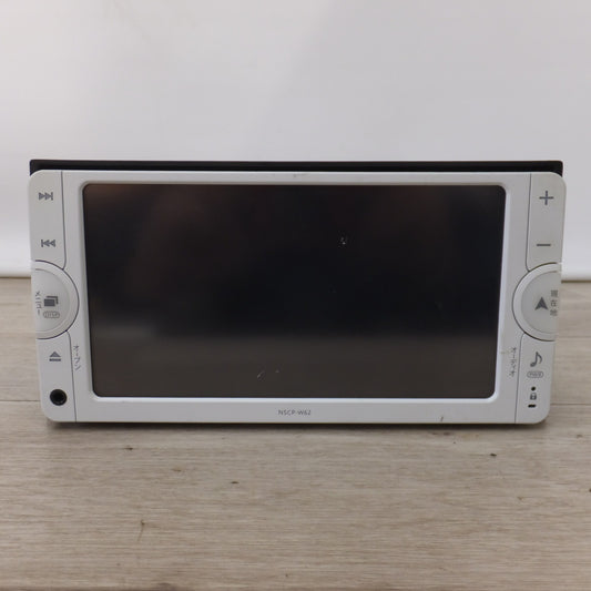 [送料無料] 現状品★パイオニア製 トヨタ 純正 メモリーナビ マルチAVステーション 08545-00V70 NSCP-W62[53]★