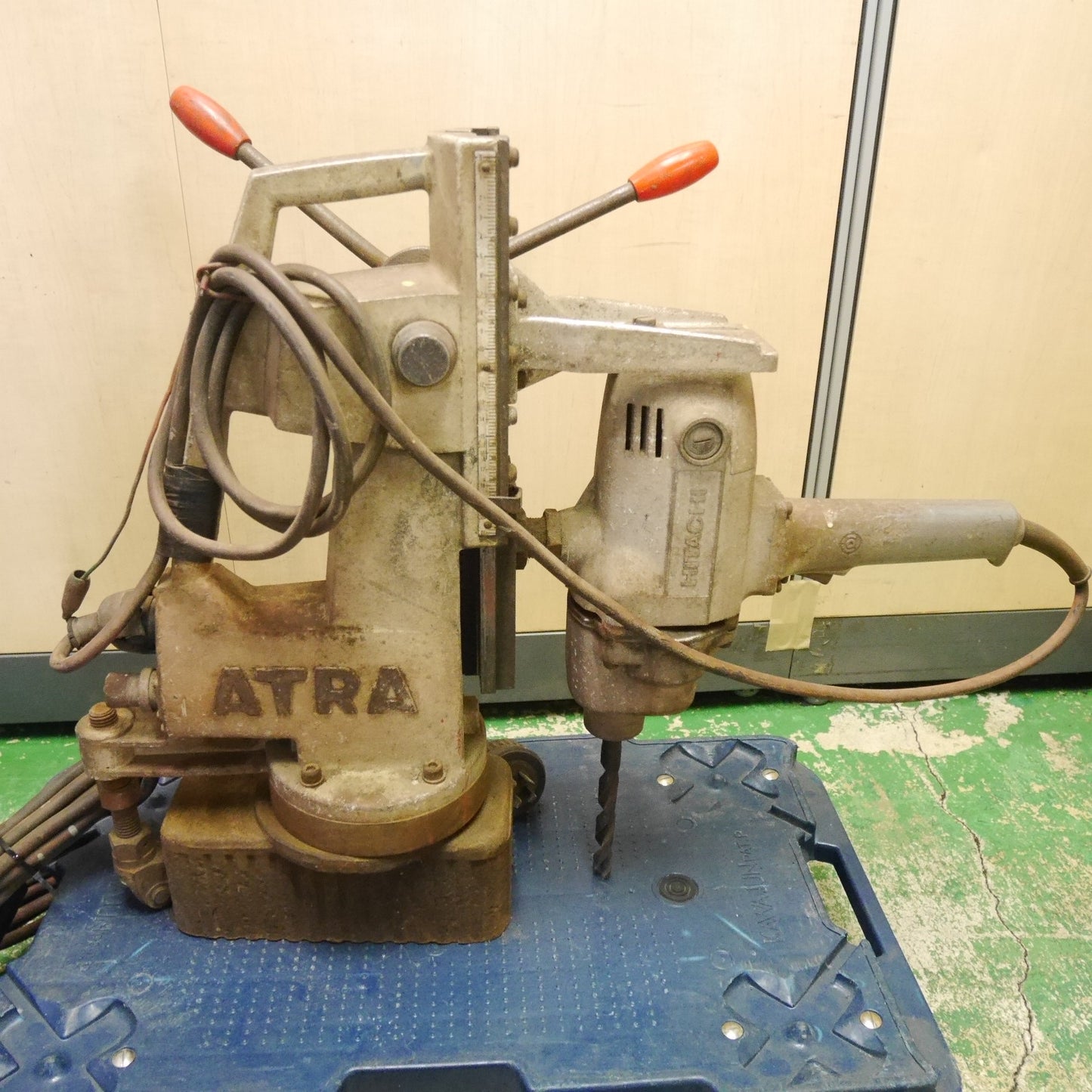 【岐阜発 直接引取限定】☆日東工器 ATRA MASTER 磁気ボール盤 M-250 アトラマスター 電動 工具 200V 穴あけ 加工 現状品☆