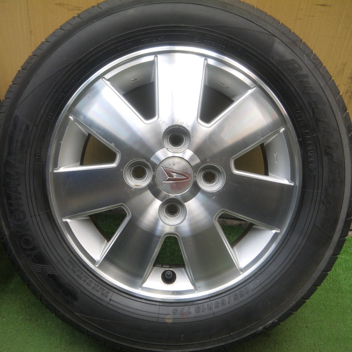 *送料無料* 超バリ溝！22年！ほぼ10分★ダイハツ アトレーワゴン 純正 165/65R13 ヨコハマ BluEarth-ES ES32 13インチ PCD100/4H★4052708Hノ