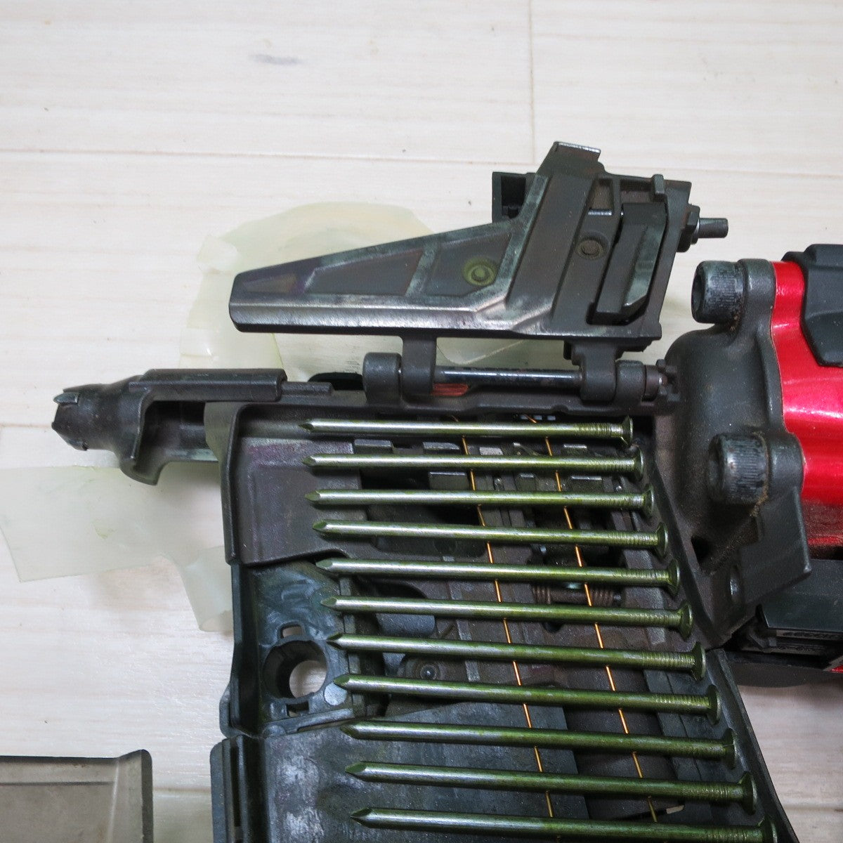 [送料無料] ☆マキタ 90mm 高圧 エア 釘打 AN935H エアー ツール 工具 makita 釘打機 釘打ち機☆