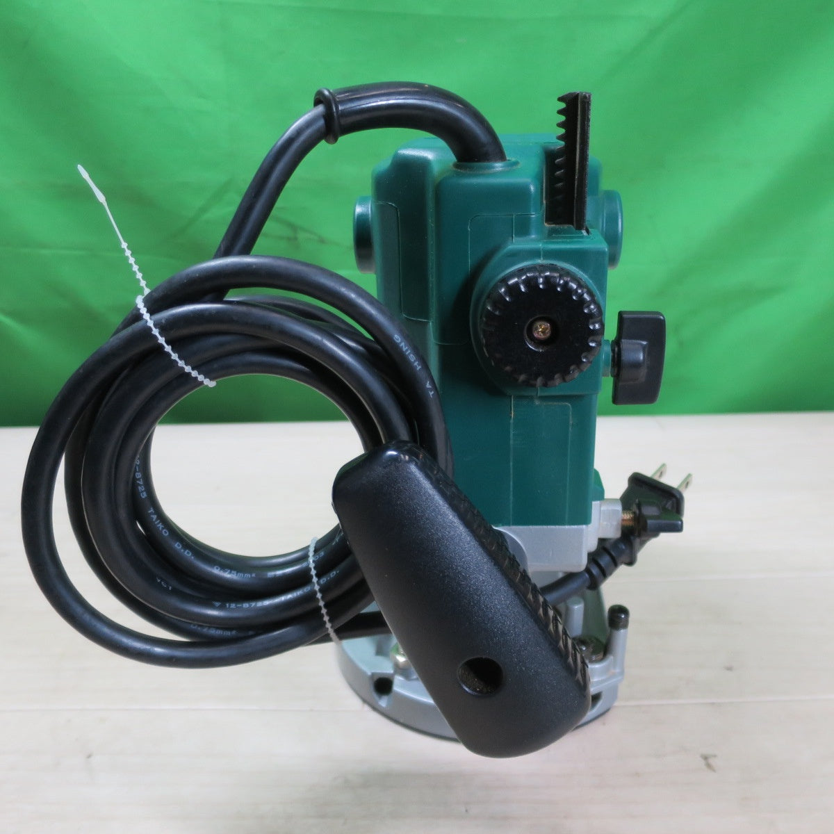 [送料無料] ☆日立工機 8mm 電子 ルータ M8 電動 工具 DIY ルーター 伸ばし棒 HITACHI ジャンク☆