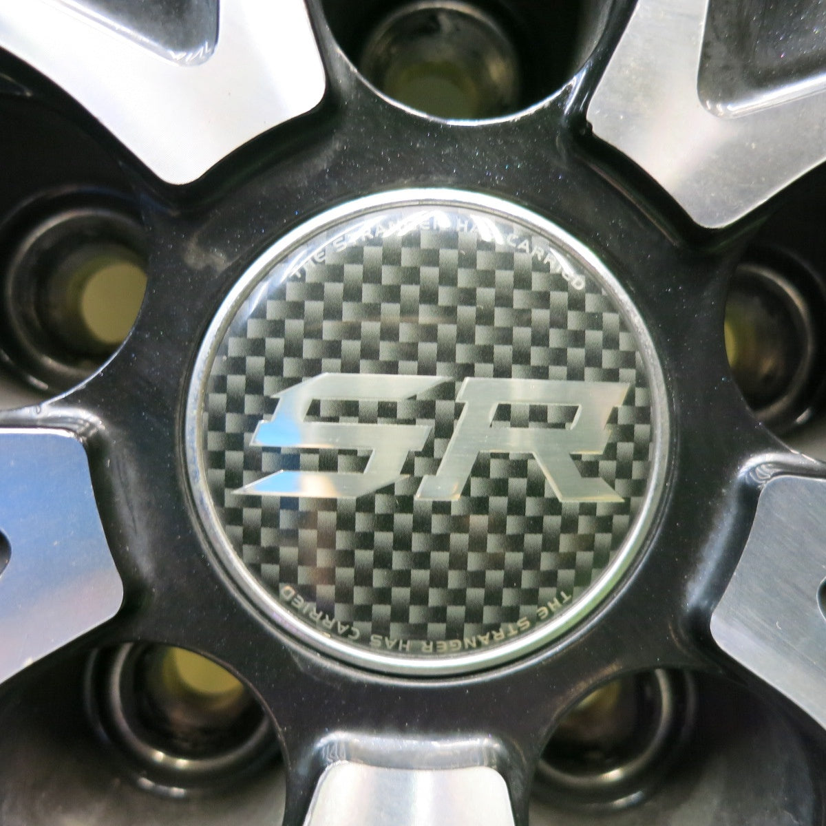 バリ溝！22年！キレイ！9.5分◎フォレスター XV 等 225/60R17 スタッドレス ヨコハマ アイスガード G075 STRANGER ストレンジャー 17インチ PCD100/5H◎6092406HAス