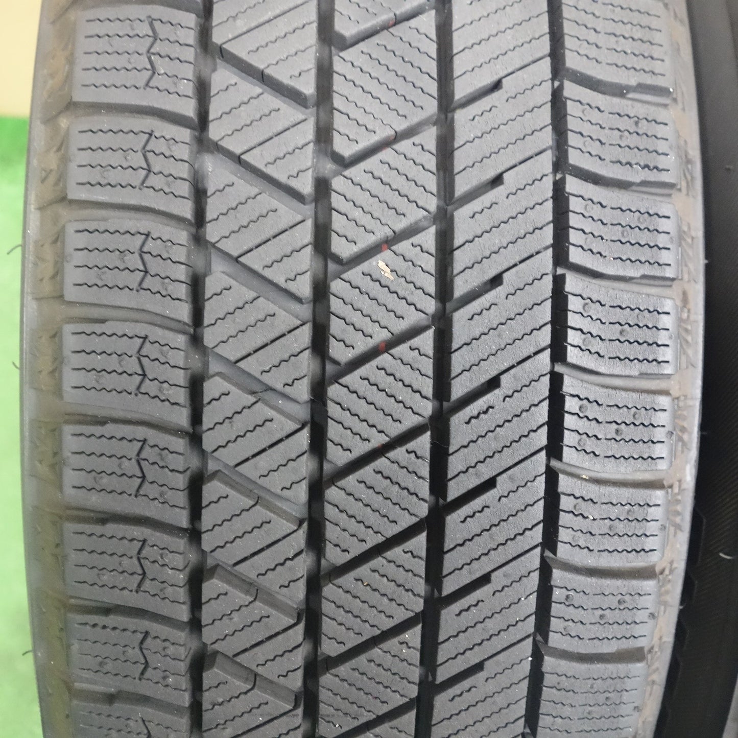 バリ溝！9.5分以上★LEONIS VT 175/60R16 スタッドレス ブリヂストン ブリザック VRX3 16インチ レオニス PCD100/4H★6041203KTス