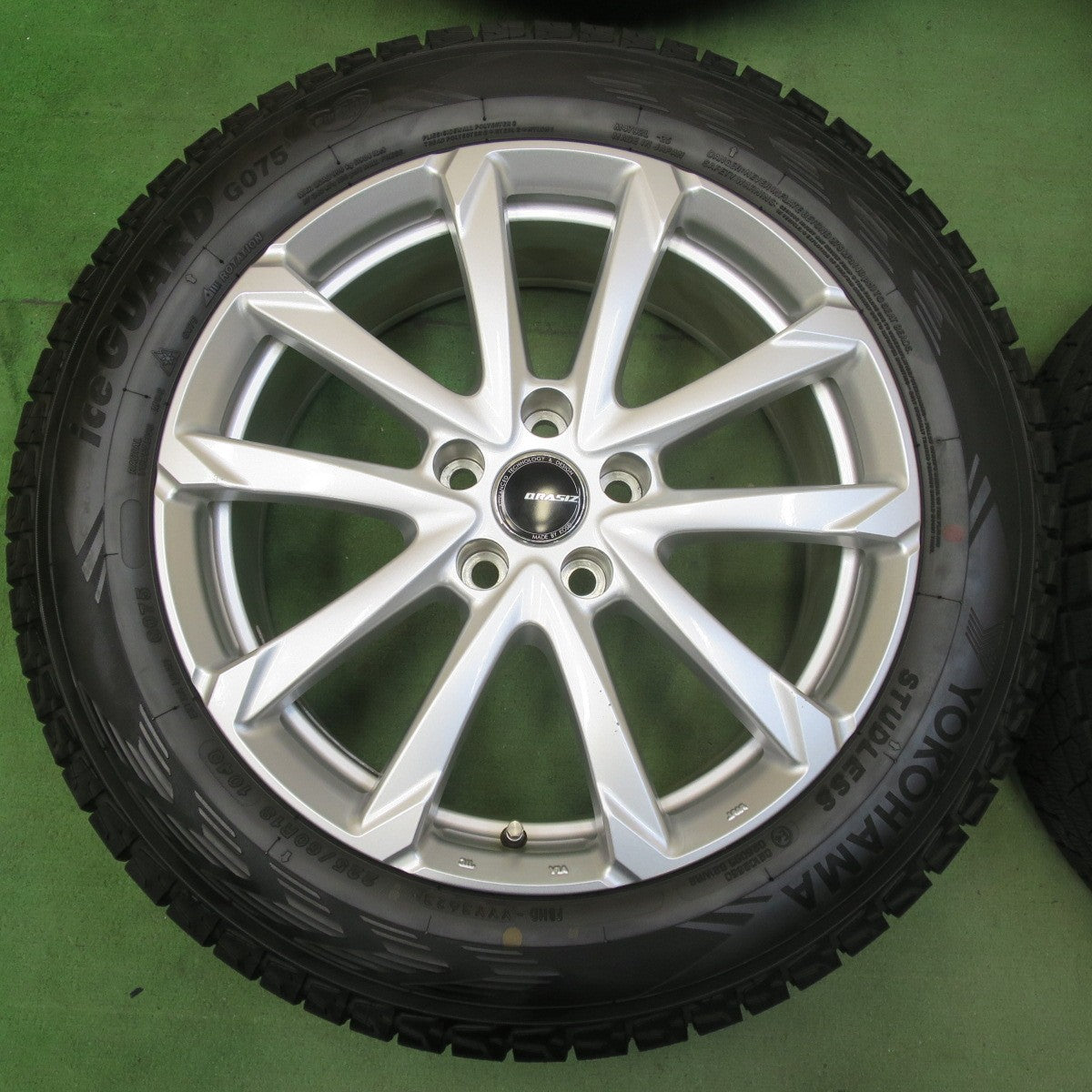 バリ溝！23年！キレイ！9.5分★スタッドレス 225/60R18 ヨコハマ アイスガード G075 ZACK JP-325 QRASIZ ザック クレイシズ 18インチ PCD114.3/5H★5110710イス