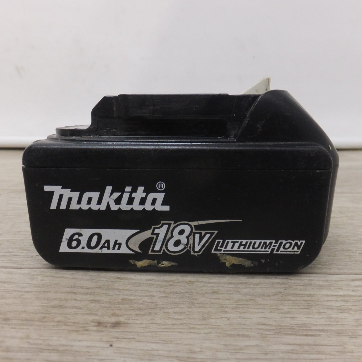 [送料無料] ★マキタ makita バッテリ BL1860B　DC18V 6.0Ah 108Wh Li-ion20　雪マーク(2)★