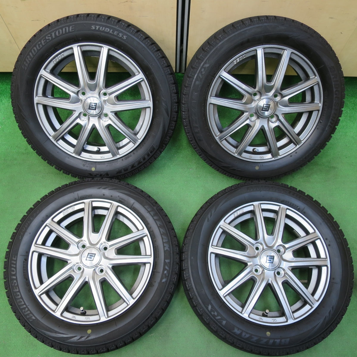 [送料無料] 4本価格★スタッドレス 155/65R14 ブリヂストン ブリザック VRX SEIN ザイン 14インチ PCD100/4H★4093012イス