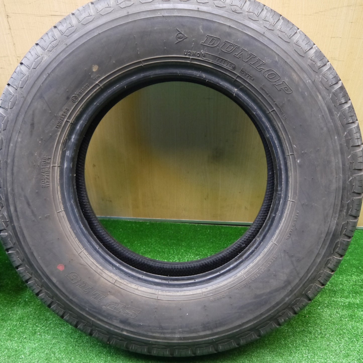 未使用！2本★トラック タイヤ 205/85R16 117/115L ダンロップ SPLT5 16インチ★5102405Hノタ