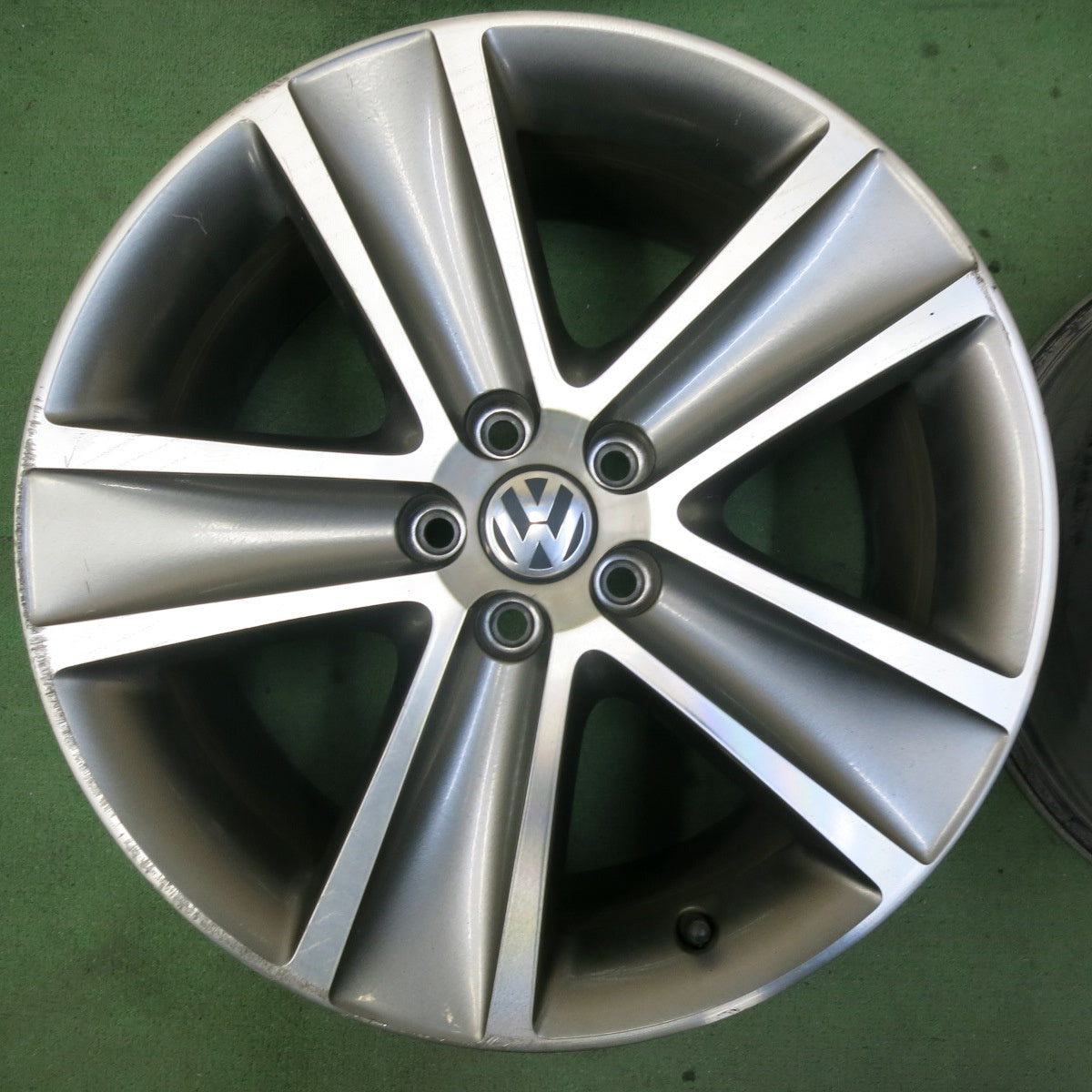 4本価格★ワーゲン クロス ポロ 純正 BORBET ホイール 17インチ 17×7.5J ボルベット PCD100/5H★5062404SYホ