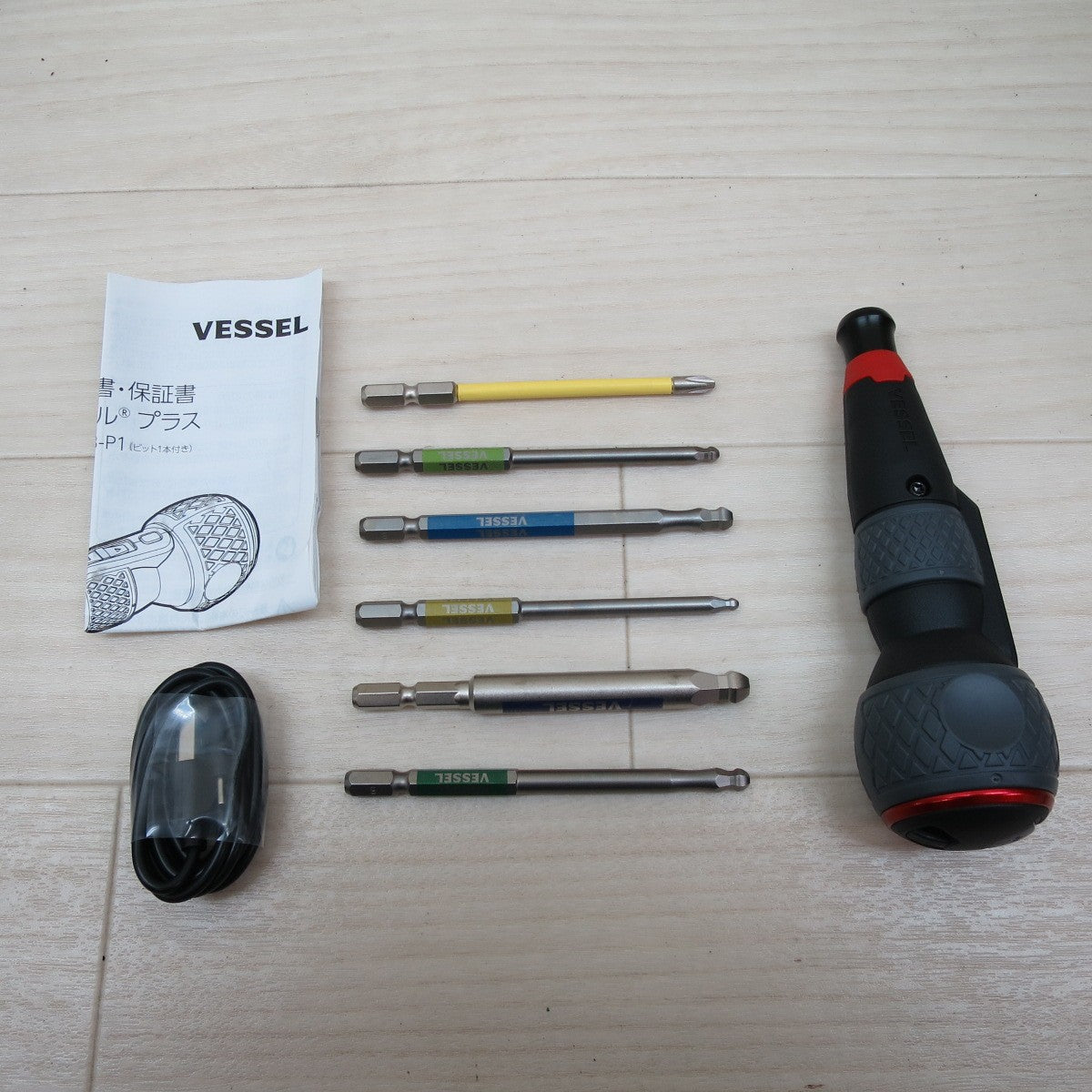 [送料無料] ほぼ未使用☆VESSEL ベッセル 220USB-P1 電ドラボールプラス ケース付 電動ドライバー  電動 ボール グリップ ドライバー☆