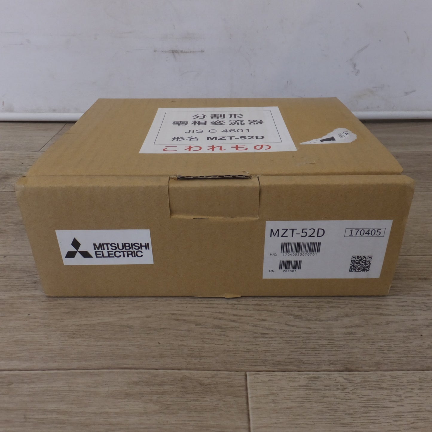 [送料無料] 未使用★三菱 MITSUBISHI 分割形 零相変流器 ZERO SEQUENCE CT MZT-52D 零相CT　300A 6.9kV★