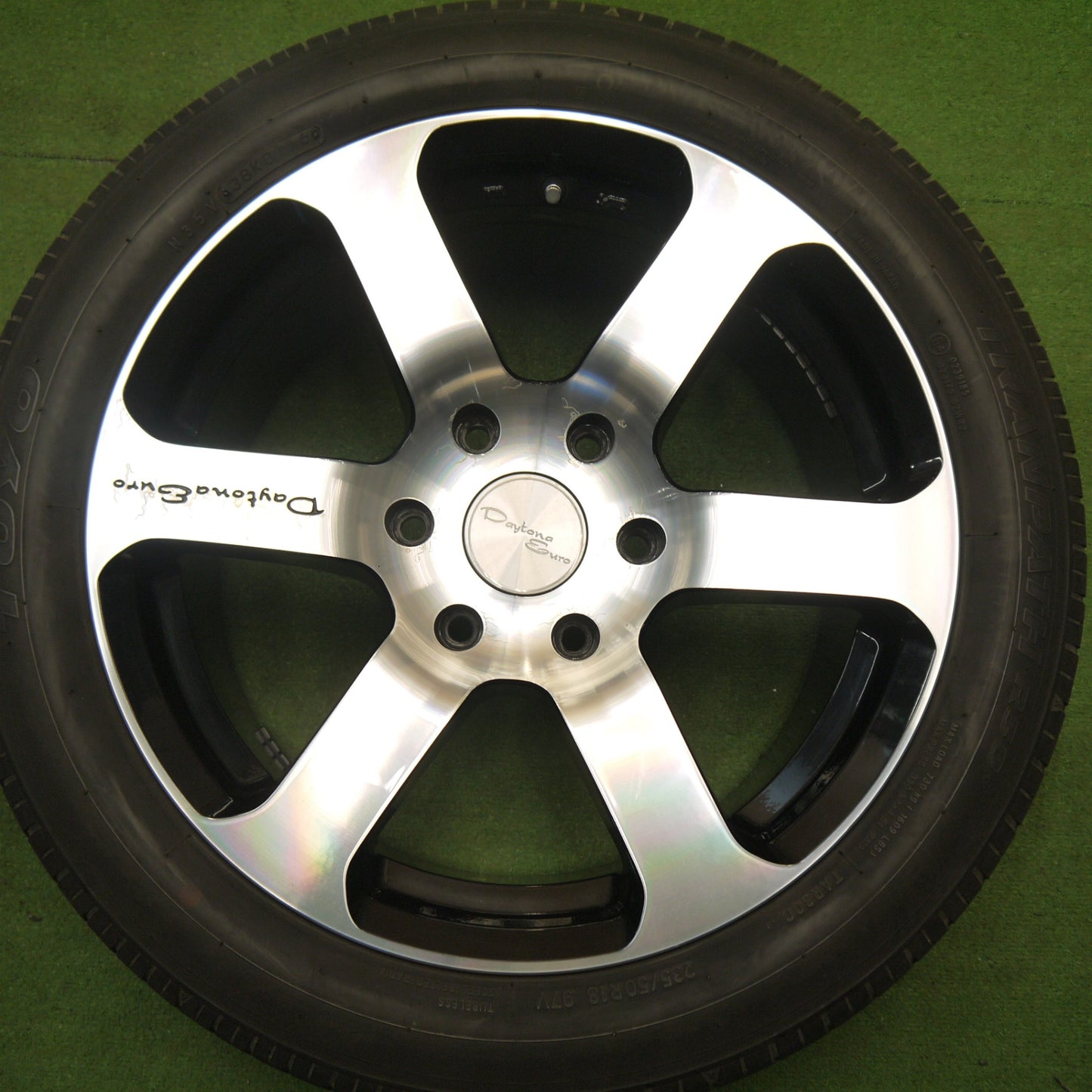 4本価格★Daytona Euro 235/50R18 トーヨー トランパス R30 デイトナ ユーロ 18インチ PCD139.7/6H★6030307Hノ