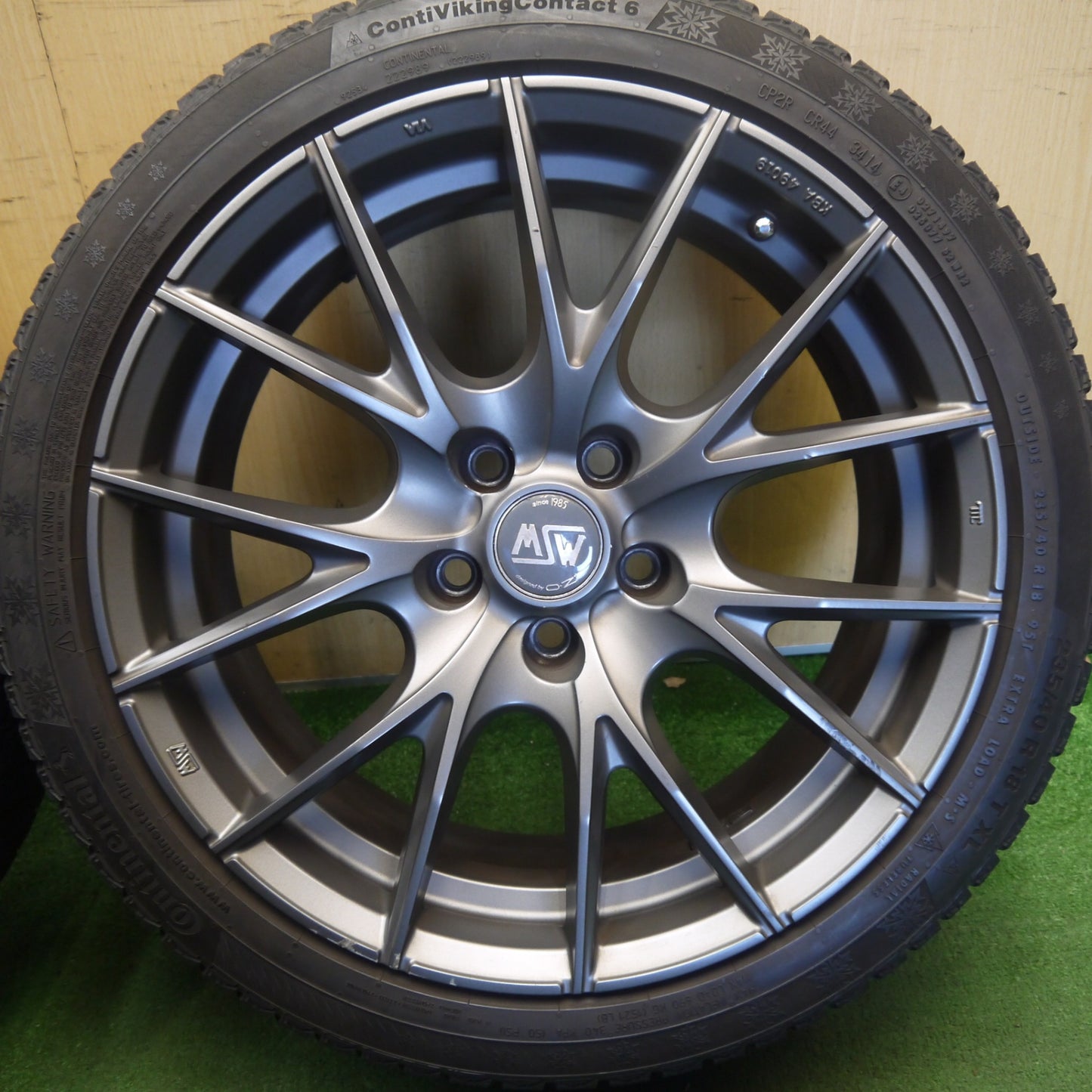 4本価格◎ベンツ 等 MSW O・Z ML512 235/40R18 スタッドレス コンチネンタル コンチバイキング コンタクト6 OZ 18インチ PCD112/5H◎6061006Hス