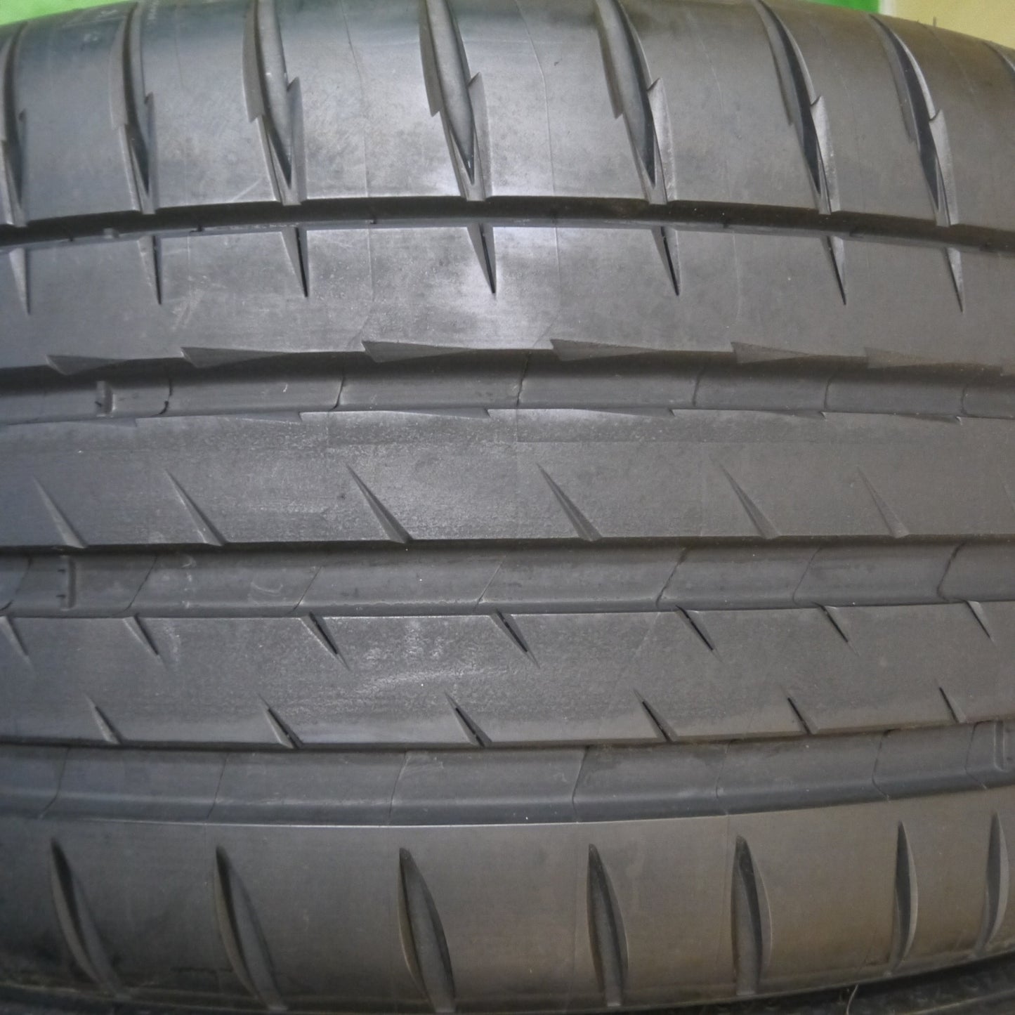 [送料無料] ほぼ新車外し！24年★245/30R20 ミシュラン パイロットスポーツ4 S タイヤ 20インチ クラウン アスリート ベンツ 等★5012408Hノタ