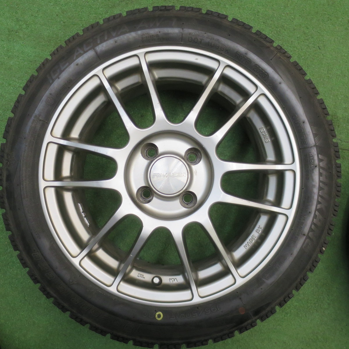 バリ溝！23年！キレイ！9.5分★スタッドレス 185/55R15 195/50R15 ハイフライ win-turi 216 ナンカン アイス アクティバ AW-1 RIVAZZA ENKEI リバッツァ エンケイ 15インチ PCD100/4H★6021106NJス