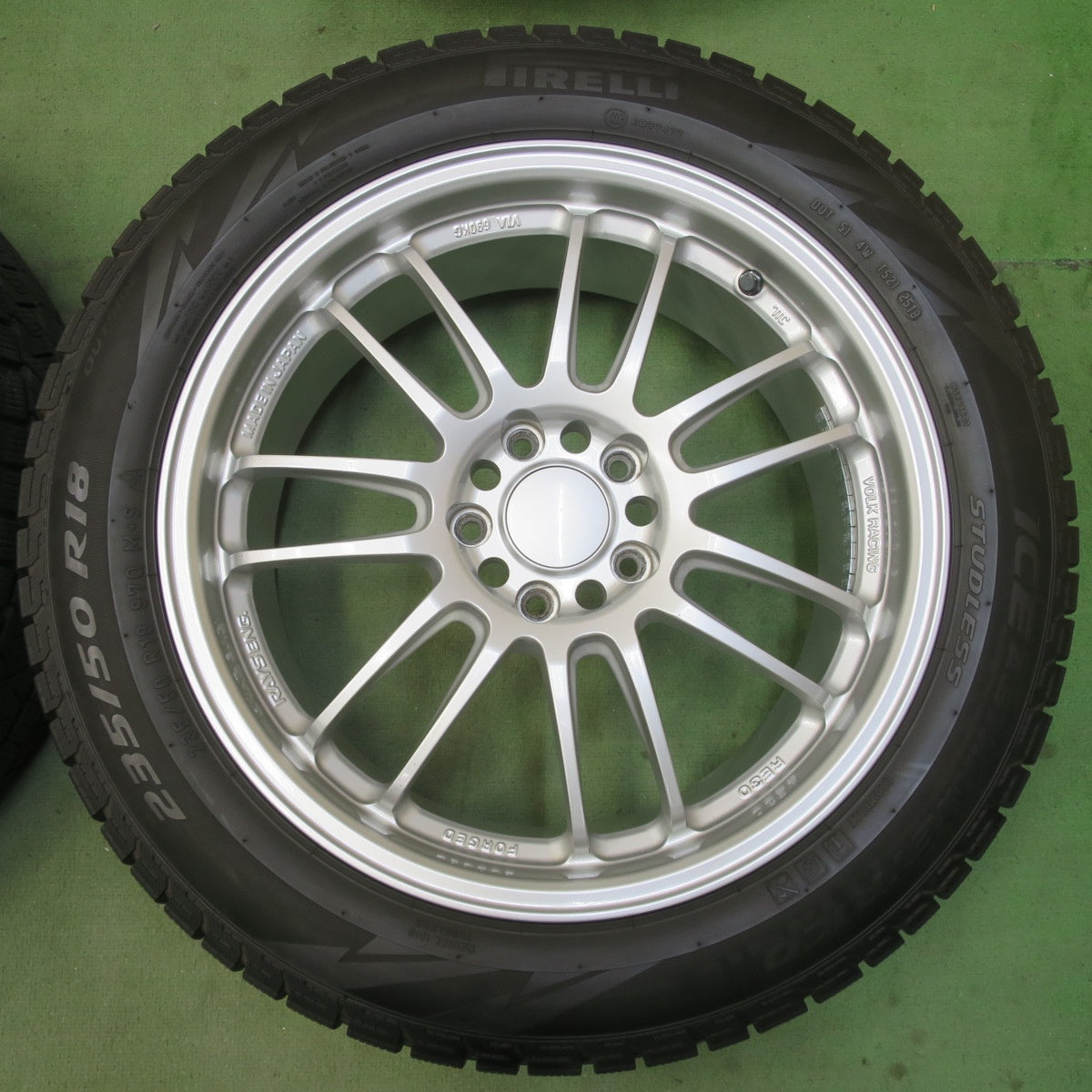 キレイ★RAYS VOLK RACING RE30 鍛造 235/50R18 スタッドレス スタッドレス ピレリ アイスアシンメトリコ レイズ ボルクレーシング 18インチ PCD114.3/5H★6042001イス