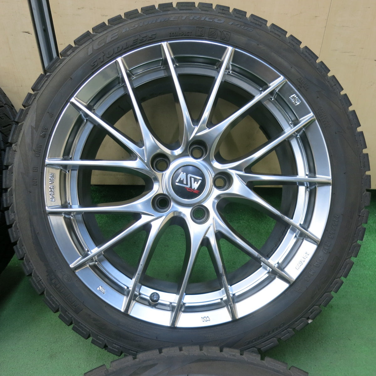 バリ溝！8.5分★BMW 等 MSW 29 O・Z 225/45R17 スタッドレス ピレリ アイスアシンメトリコ プラス OZ 17インチ PCD112/5H★5071810SYス