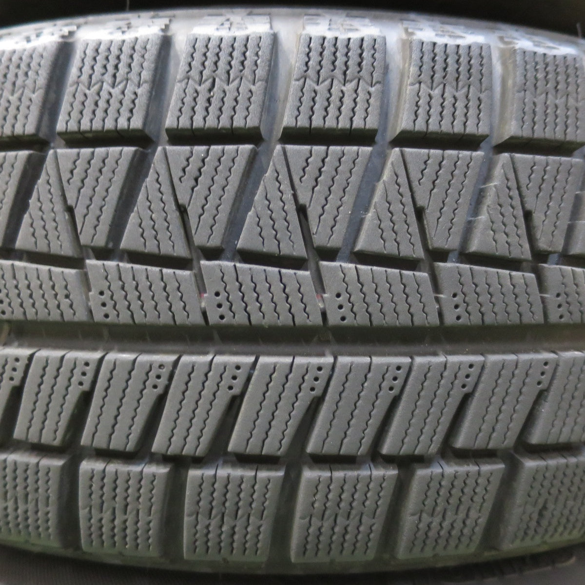 バリ溝！21年！9分★スタッドレス 195/65R15 ブリヂストン アイスパートナー2 SIBILLA NEXT GS-5 シビラ 15インチ PCD114.3/5H★5111404イス