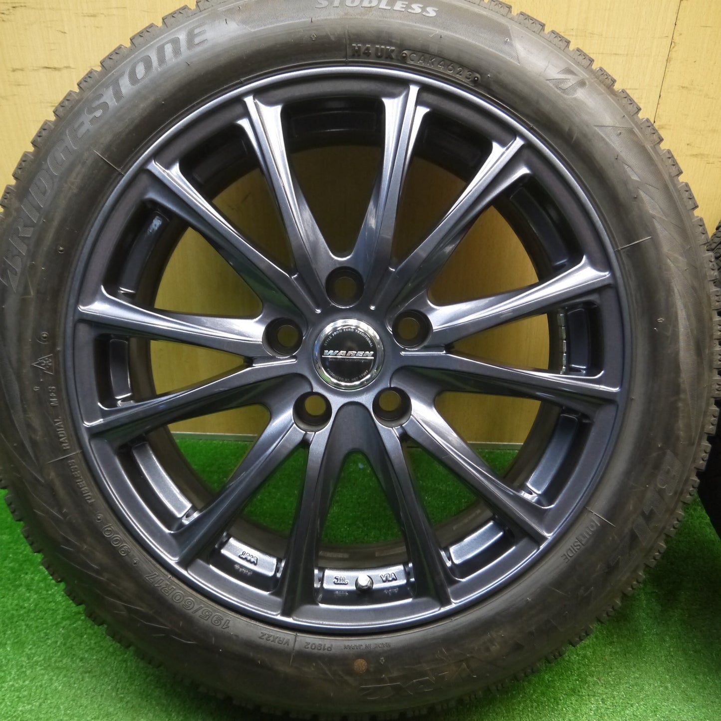 [送料無料] バリ溝！23年！キレイ！9分★スタッドレス 195/60R17 ブリヂストン ブリザック VRX2 WAREN ヴァーレン 17インチ PCD114.3/5H★5011510Hス