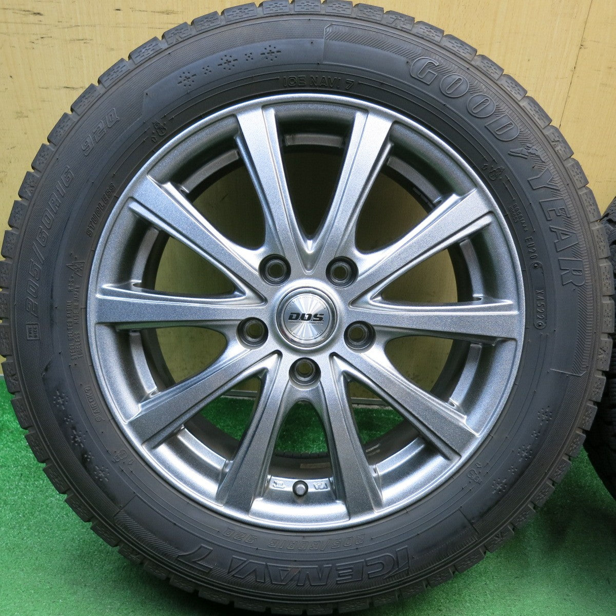 バリ溝！22年！キレイ！9.5分◎スタッドレス 205/60R16 グッドイヤー アイスナビ7 D.O.S. DOS 社外 アルミ 16インチ PCD114.3/5H◎6091206HAス
