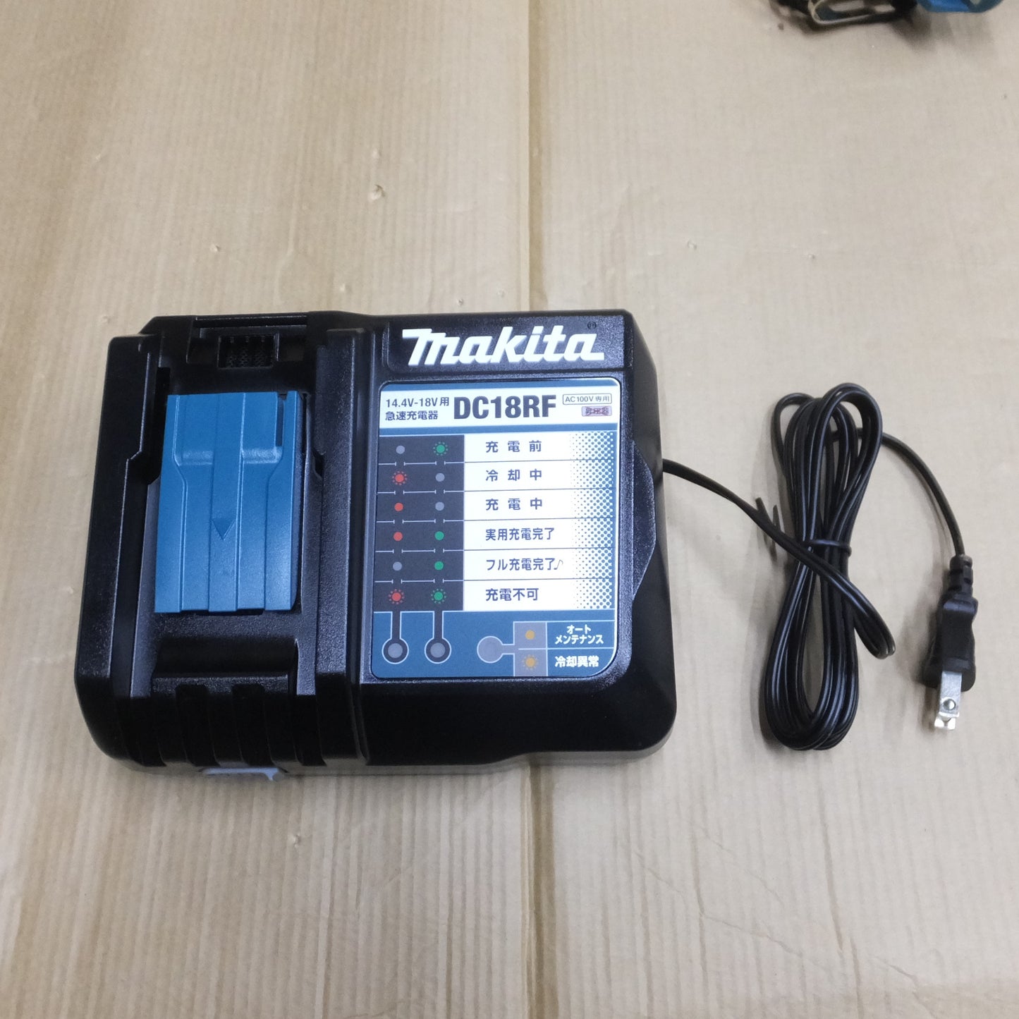 [送料無料] ◆マキタ 充電式 インパクト ドライバ 14.4V TD162DRGX 充電器 バッテリー ケース 付き 電動 工具◆