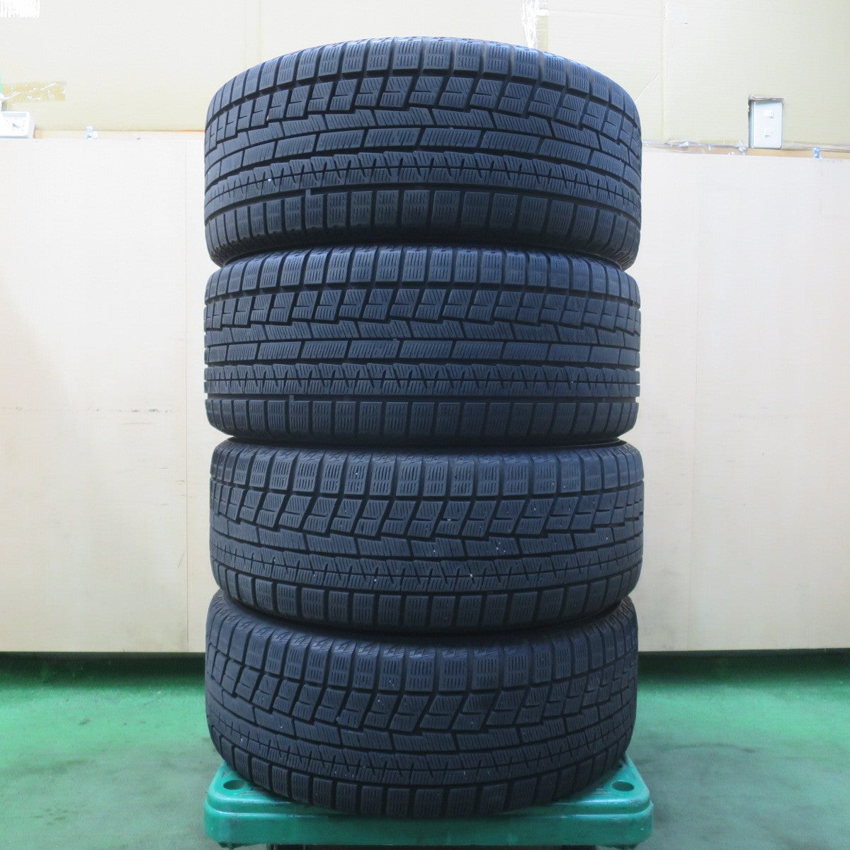 バリ溝！キレイ！9分★BMW 3シリーズ F30 F31 純正 225/45R18 255/40R18 スタッドレス ヨコハマ アイスガード iG60 18インチ PCD120/5H★6021905イス