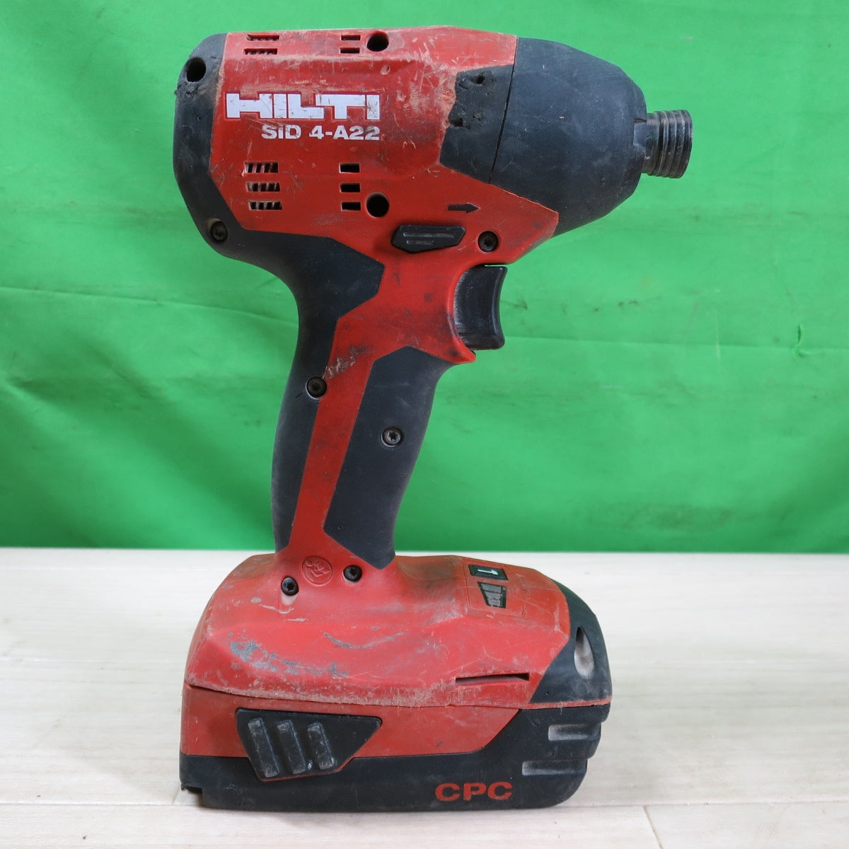 [送料無料] バッテリー2個付き☆HILTI ヒルティ インパクトドライバー SID 4-A22 電動 工具 充電式 DIY コードレス  ①☆