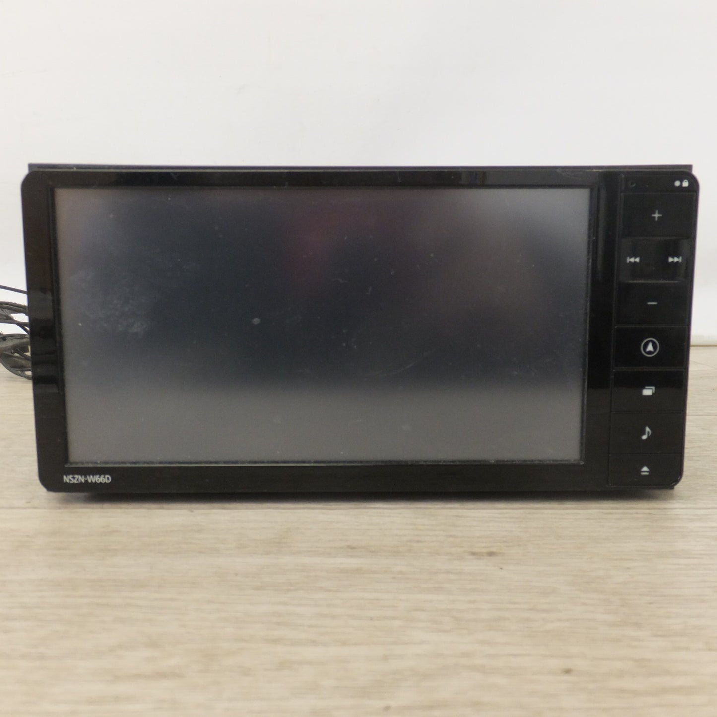 [送料無料] ★パナソニック製 ダイハツ 純正 SDナビゲーション ワイド スタンダードメモリーナビNSZN-W66D 08545-K9105(46)★