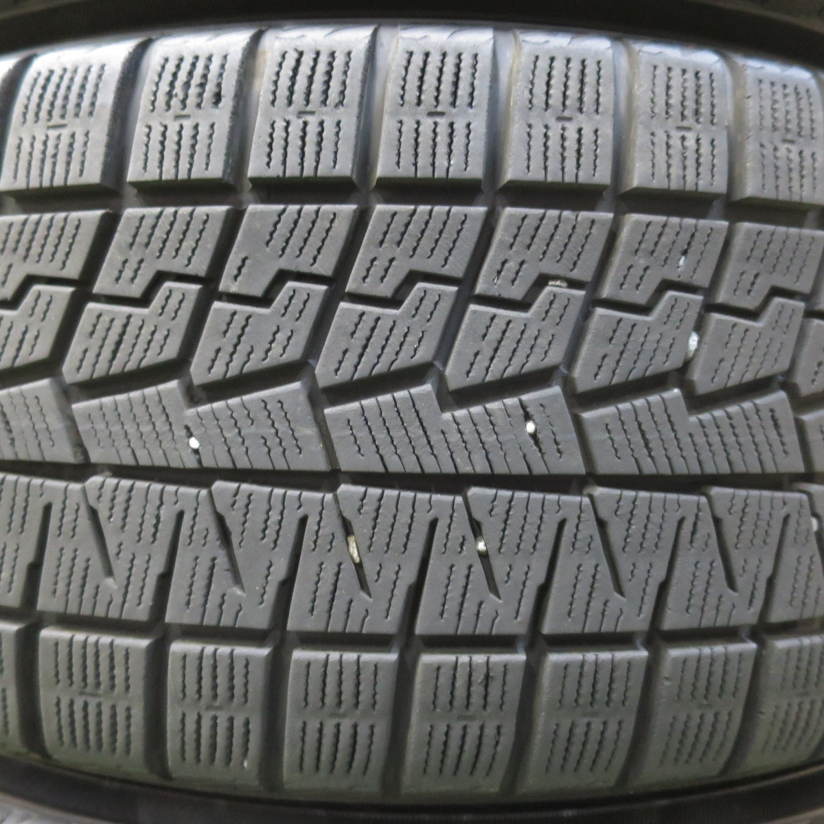 バリ溝！21年！キレイ！9.5分★スバル VN 5 レヴォーグ 純正 215/50R17 スタッドレス ヨコハマ アイスガード iG70 17インチ PCD114.3/5H★5120607イス