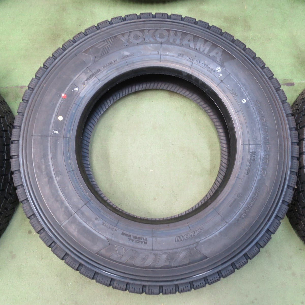 未使用！26年！6本★トラック バス タイヤ 225/80R17.5 123/122L ヨコハマ 710R ミックス オールシーズン 17.5インチ★6040602イスタ