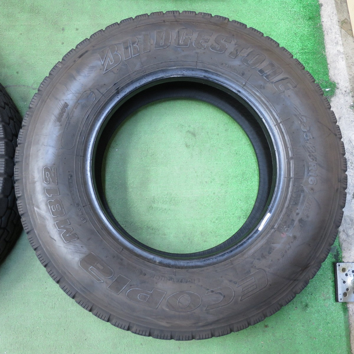 バリ溝！25年！9.5分！6本★トラック タイヤ 205/85R16 117/115N ブリヂストン エコピア M812 ミックス オールシーズン 16インチ★5102309イスタ