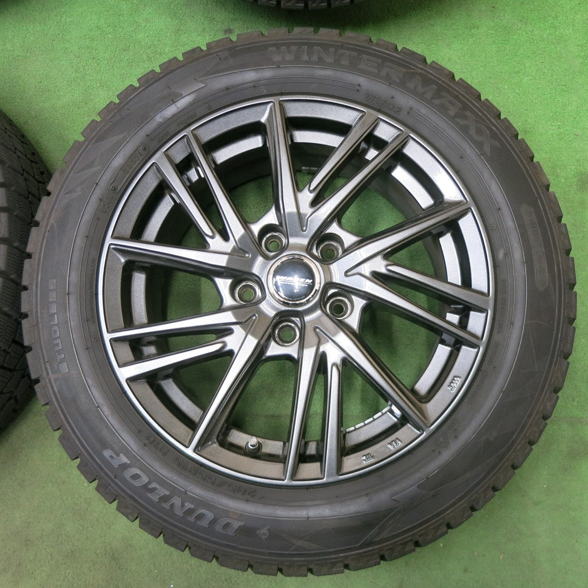 バリ溝！21年！キレイ！9.5分★スタッドレス 205/55R16 ダンロップ ウインターマックス WM02 WAREN ヴァーレン 16インチ PCD114.3/5H★6012402ナス