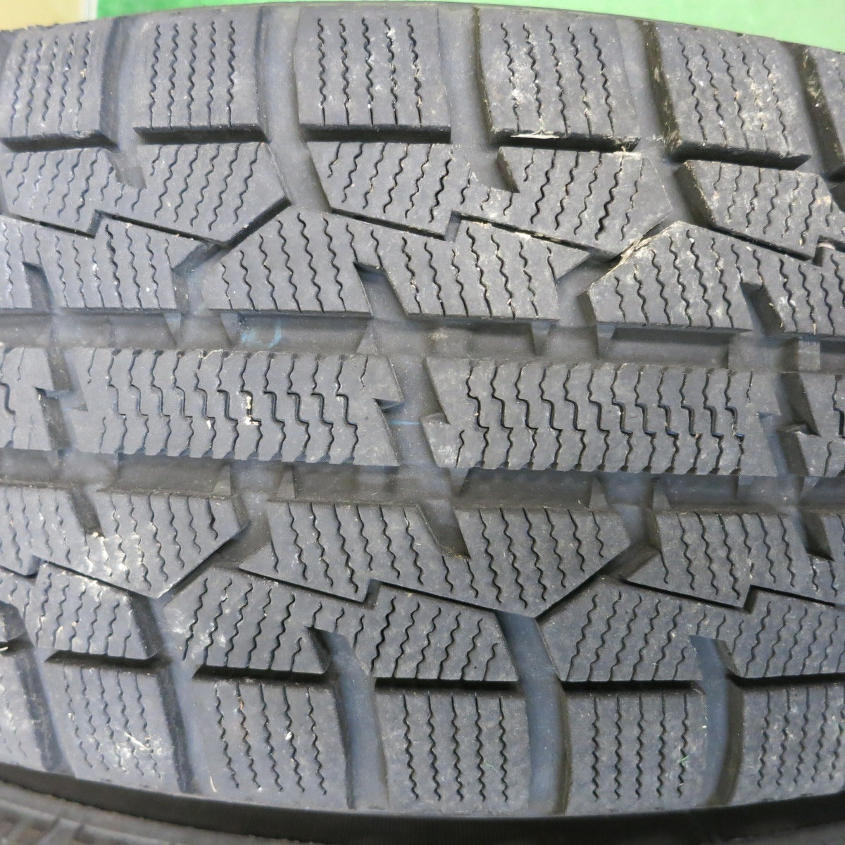 バリ溝！22年！キレイ！9.5分★スタッドレス 185/65R15 トーヨー オブザーブ ガリット GIZ JOKER ジョーカー 15インチ PCD100/4H★6030504HAス