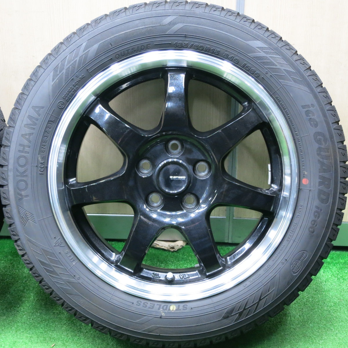 [送料無料] バリ溝！21年！キレイ！9.5分★シエンタ 等 G-SPEED 185/60R15 スタッドレス ヨコハマ アイスガード iG60 Gスピード 15インチ PCD100/5H★4112601NJス