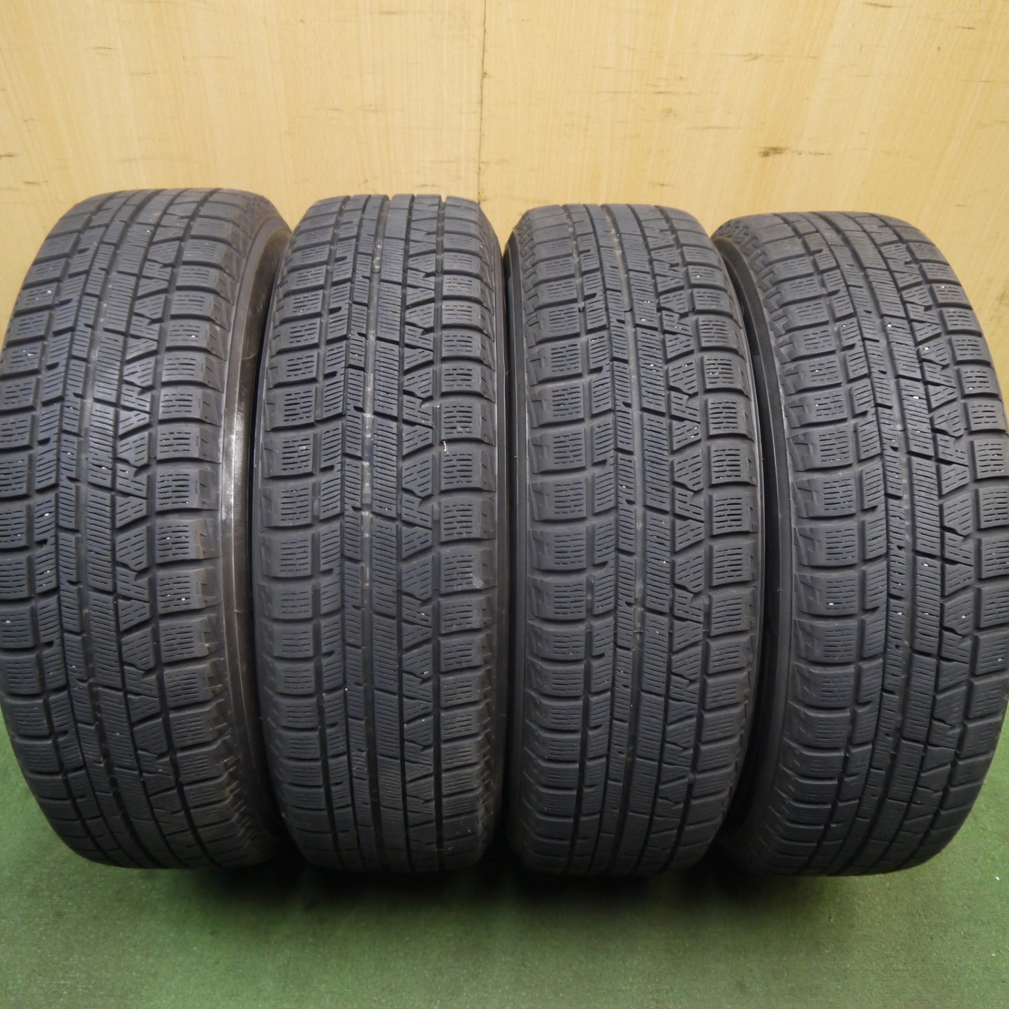 バリ溝！キレイ！8.5分★スタッドレス 175/65R15 ヨコハマ アイスガード iG50 プラス TIRO 15インチ PCD100/4H★5091007Hス