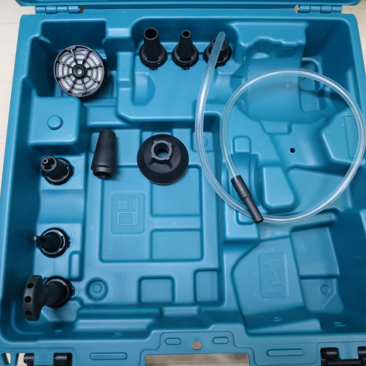 美品☆マキタ 充電式 エア ダスター AS001G RD 電動 工具 吹き飛ばし 空気入れ 空気抜き makita 40V☆