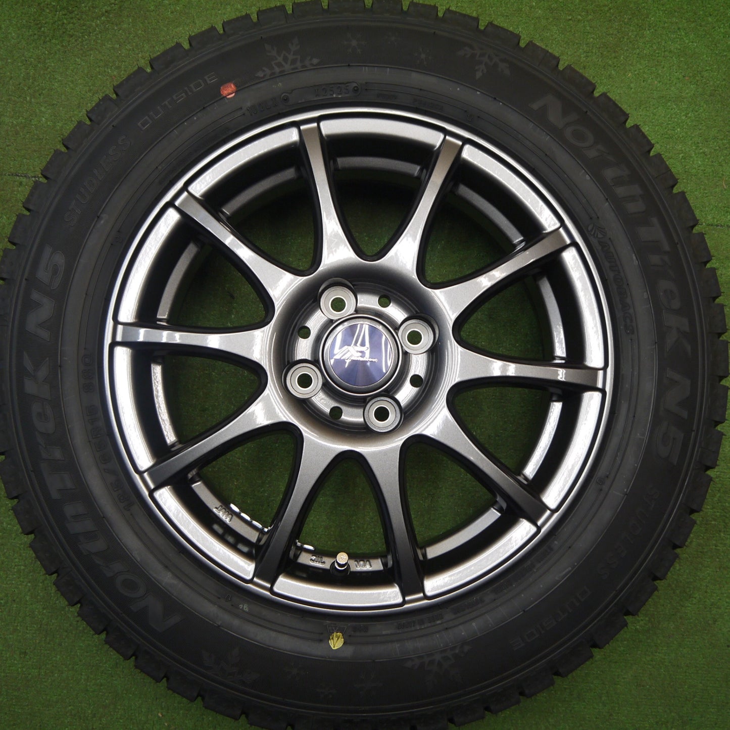 未使用！25年★スタッドレス 185/65R15 オートバックス ノーストレック N5 Abfahren 15インチ PCD100/4H★6012604Hス