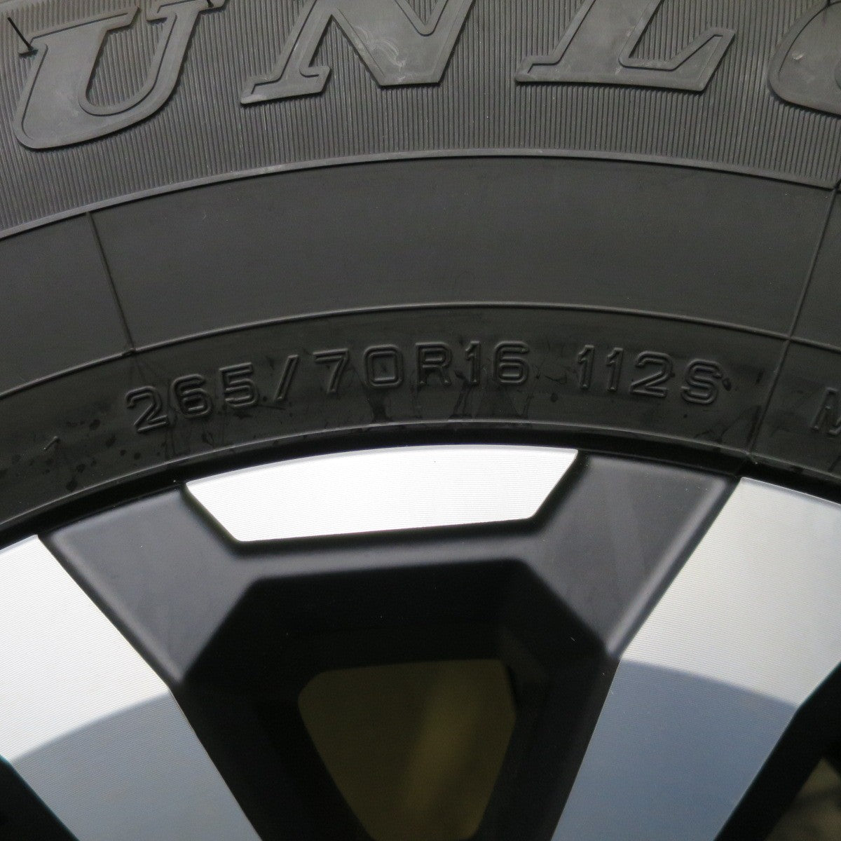 新車外し！25年！1本★トヨタ 70系 ランクル 純正 265/70R16 ダンロップ AT23 グラントレック 16インチ PCD150/5H★6031803ナノ