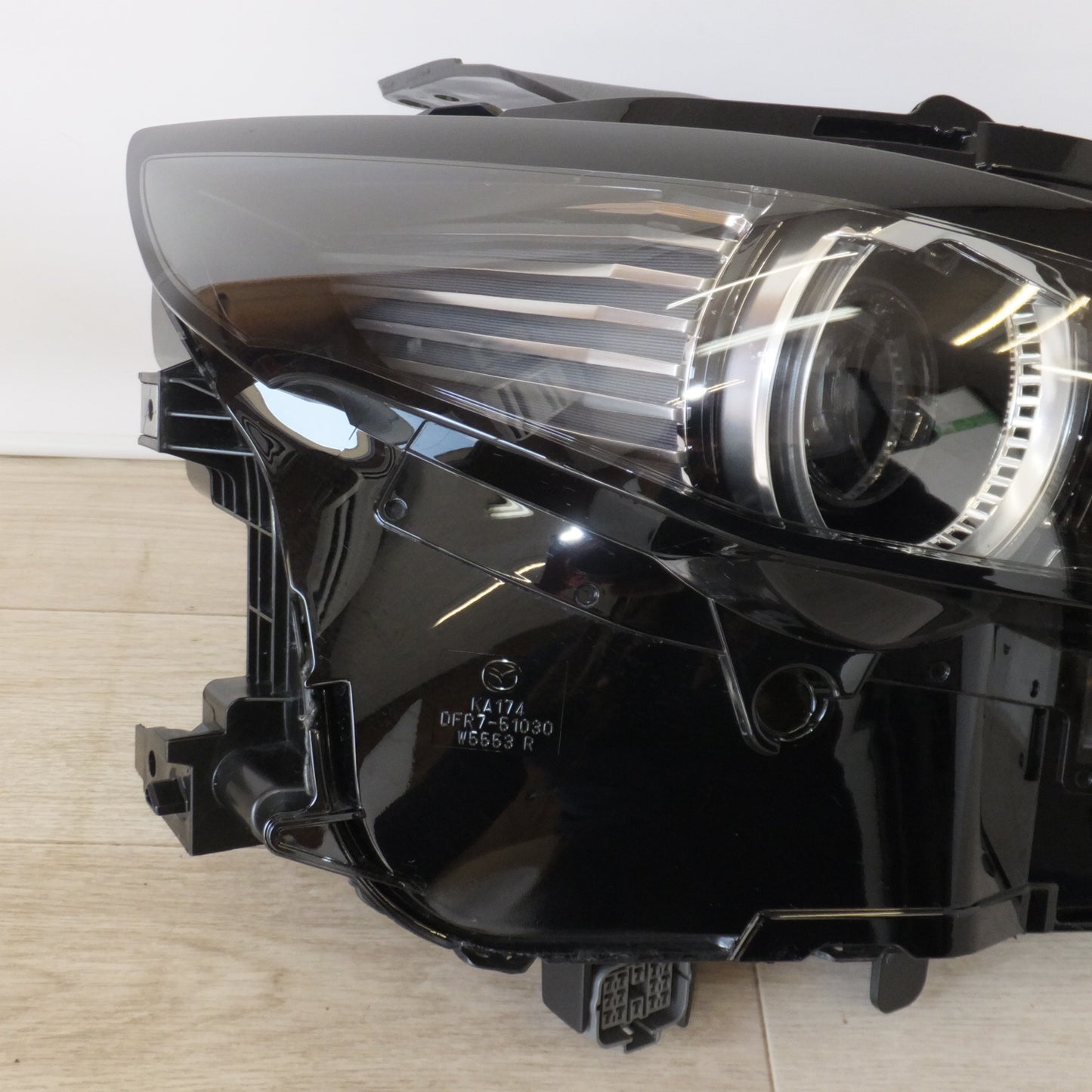 [送料無料] キレイ★マツダ MAZDA 純正 CX-30 DM8P DMFP DMEP ヘッドライト KA174 DFR7-51030 W5553 R 右★